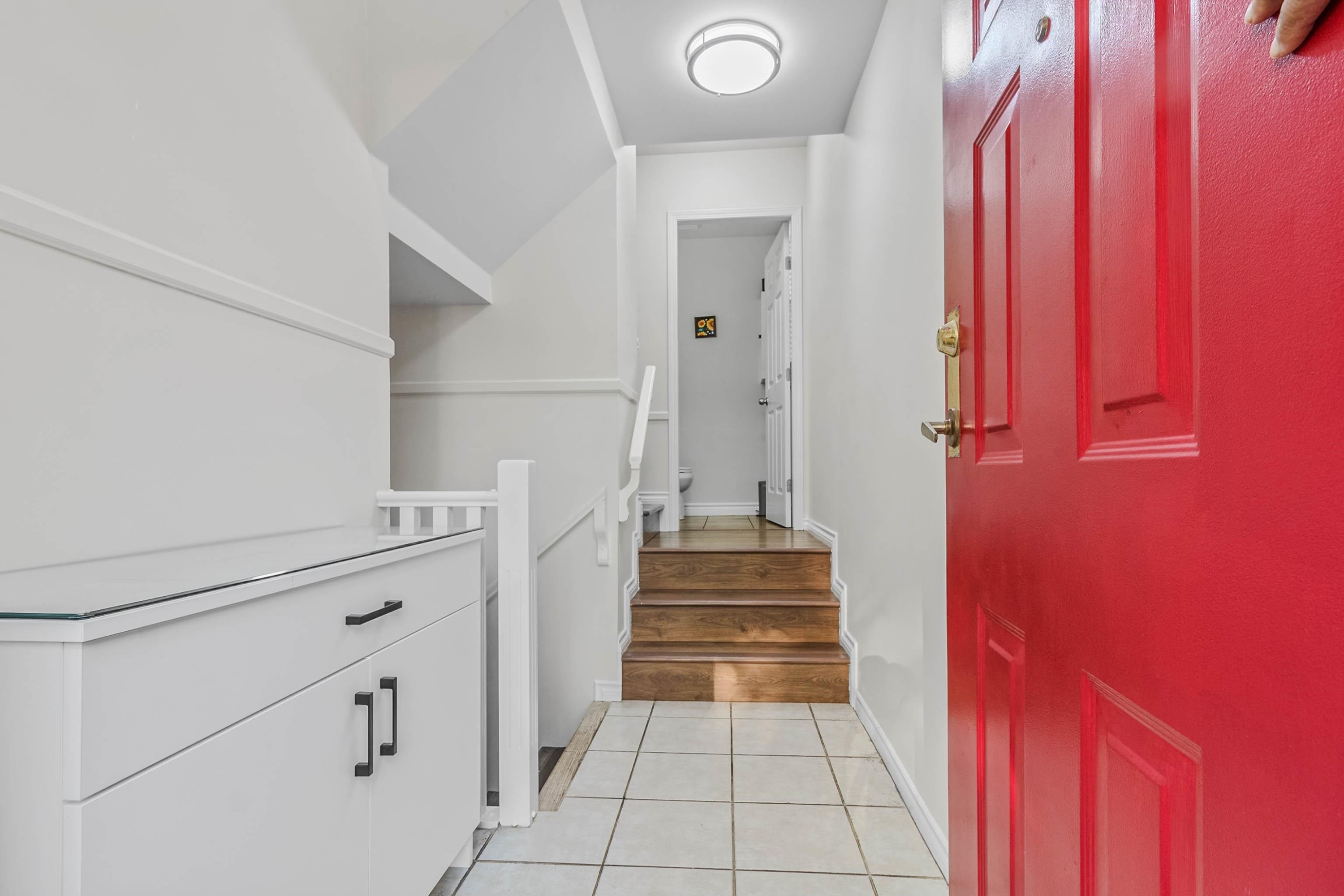 









6518


121

Street, 16,
Surrey,




BC
V3W 1C4

