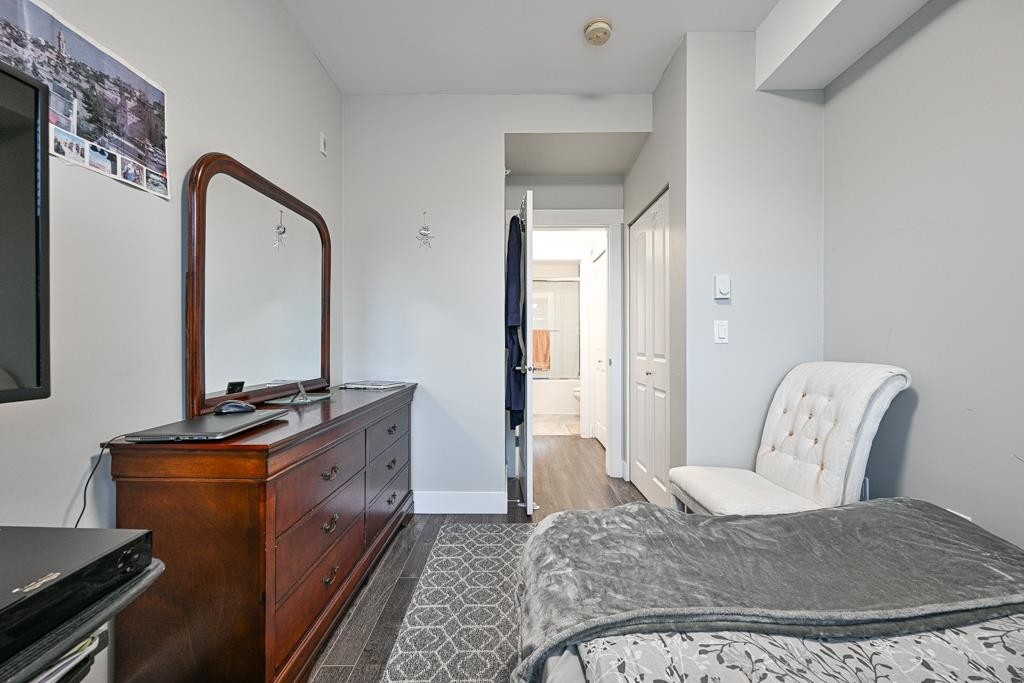 









8183


121a

Street, 313,
Surrey,




BC
V3W 1S7

