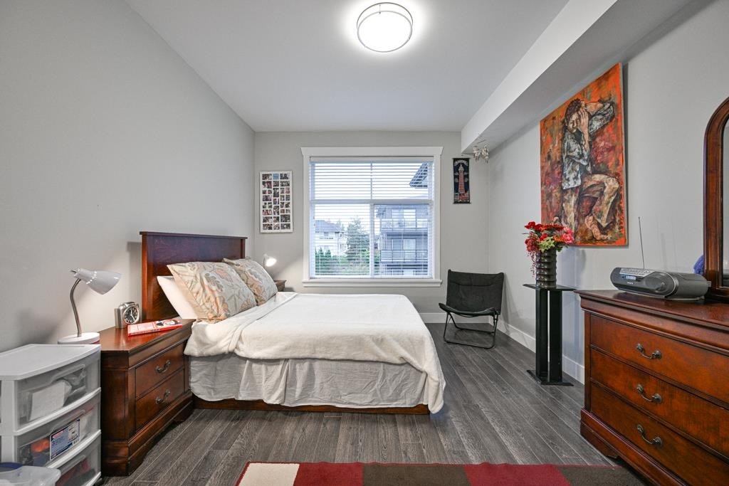 









8183


121a

Street, 313,
Surrey,




BC
V3W 1S7

