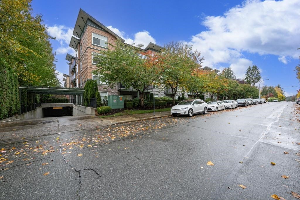 









8183


121a

Street, 313,
Surrey,




BC
V3W 1S7

