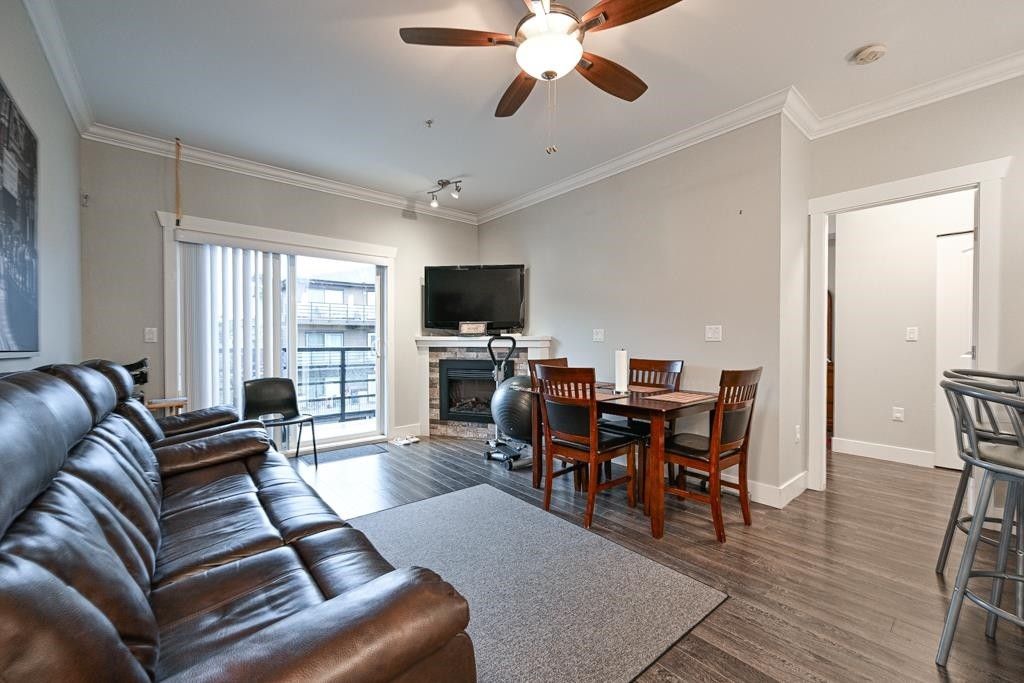 









8183


121a

Street, 313,
Surrey,




BC
V3W 1S7

