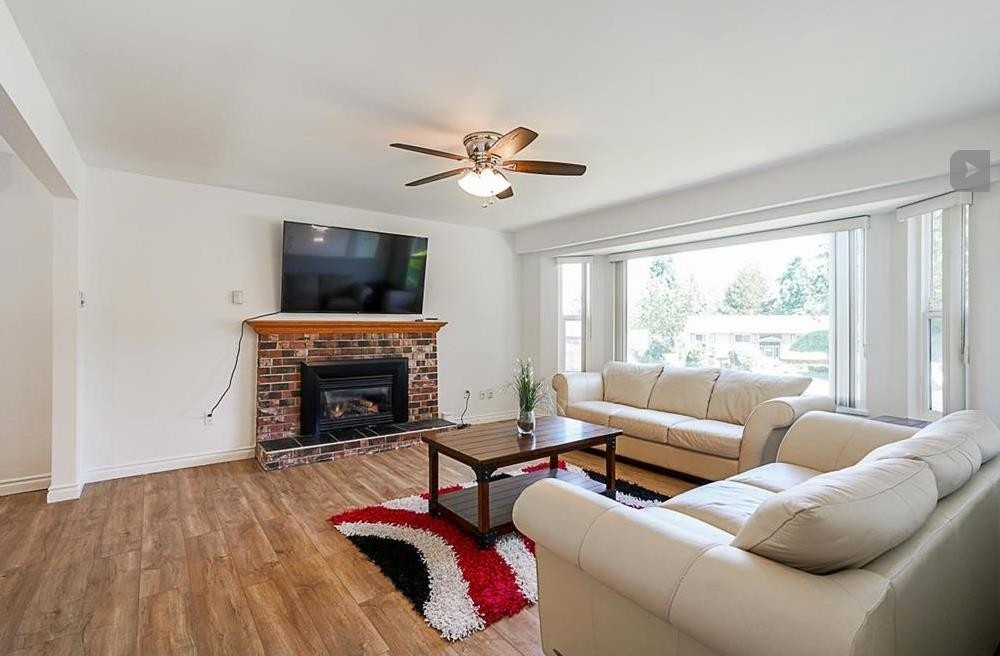 









15084


86a

Avenue,
Surrey,




BC
V3S 4V1

