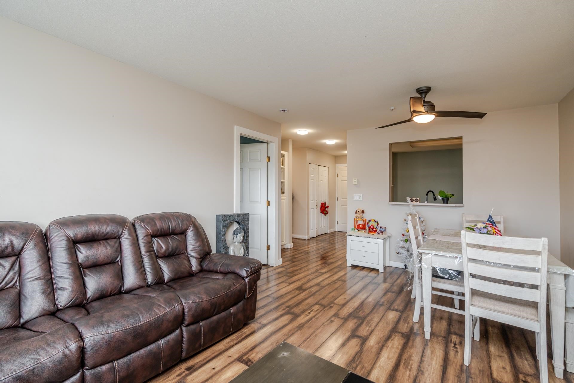 









15241


18

Avenue, 306,
Surrey,




BC
V4A 1W9

