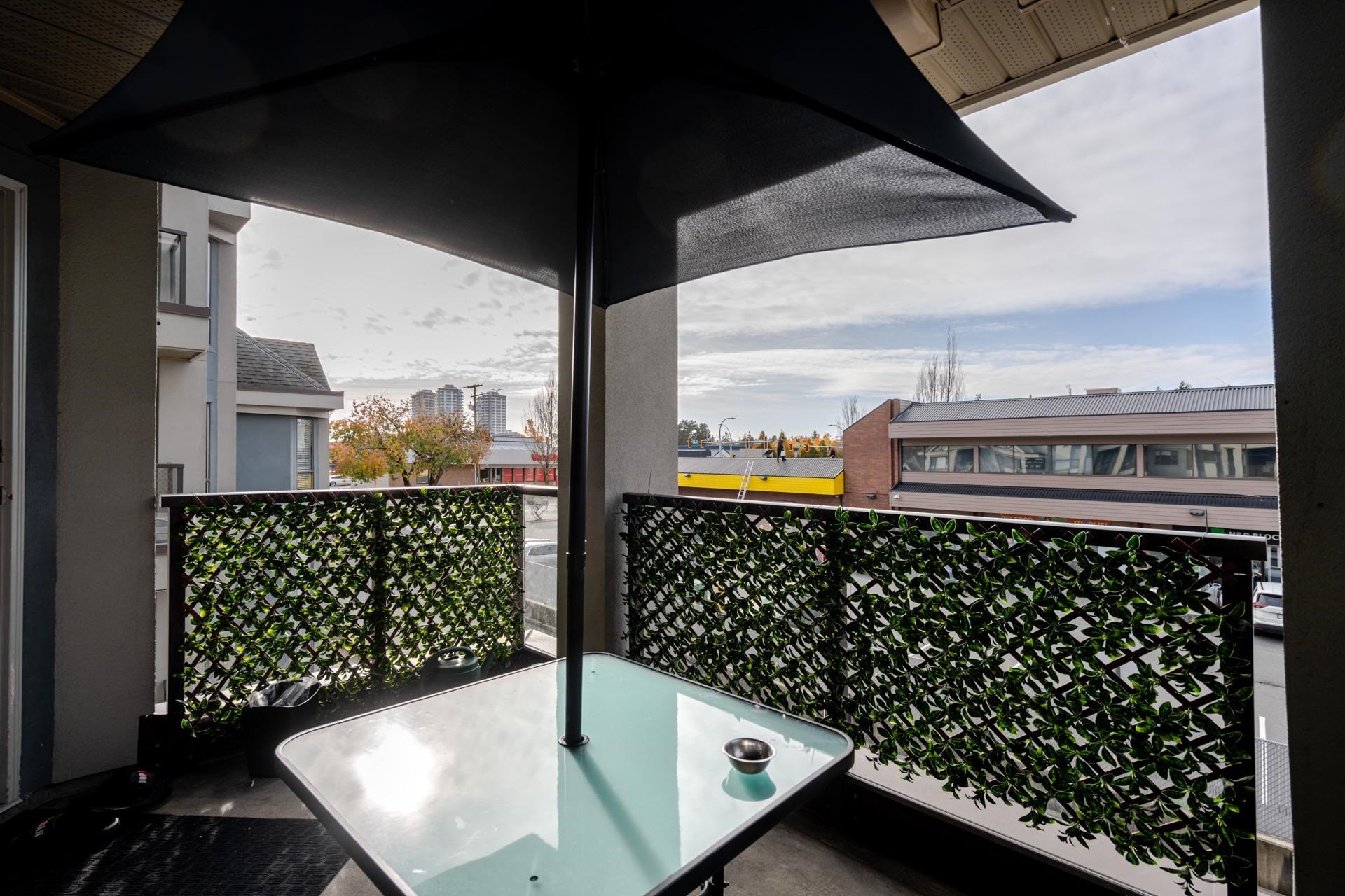 









15241


18

Avenue, 306,
Surrey,




BC
V4A 1W9

