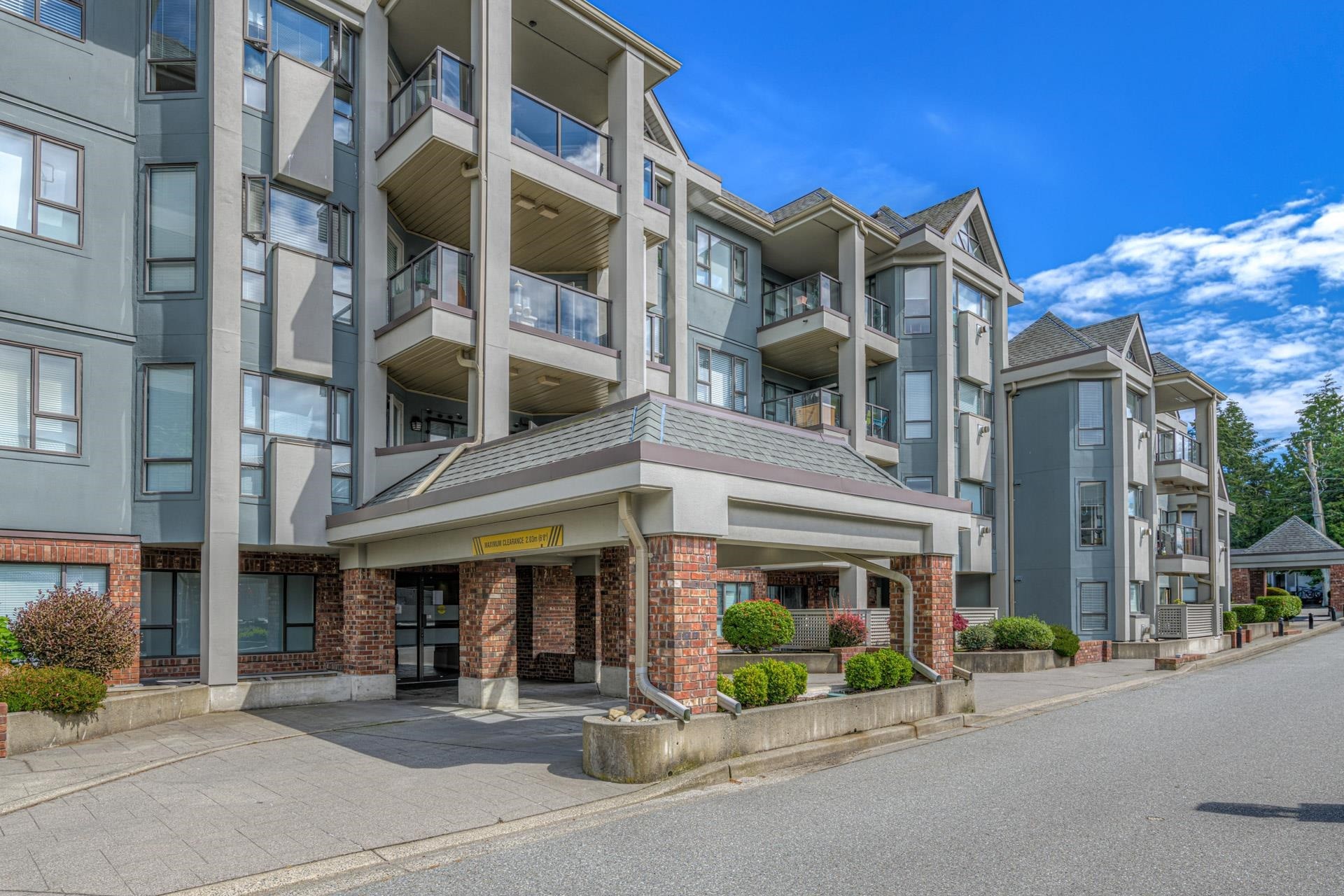 









15241


18

Avenue, 306,
Surrey,




BC
V4A 1W9

