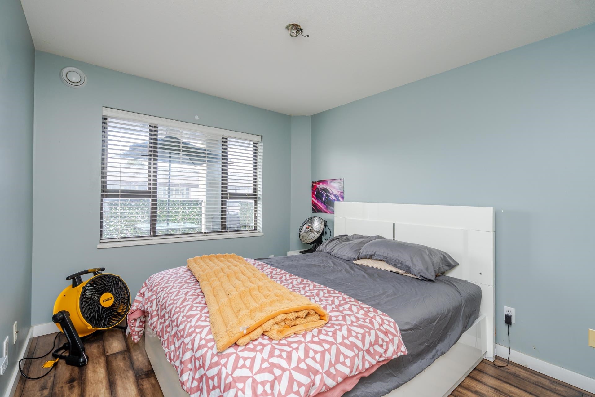 









15241


18

Avenue, 306,
Surrey,




BC
V4A 1W9


