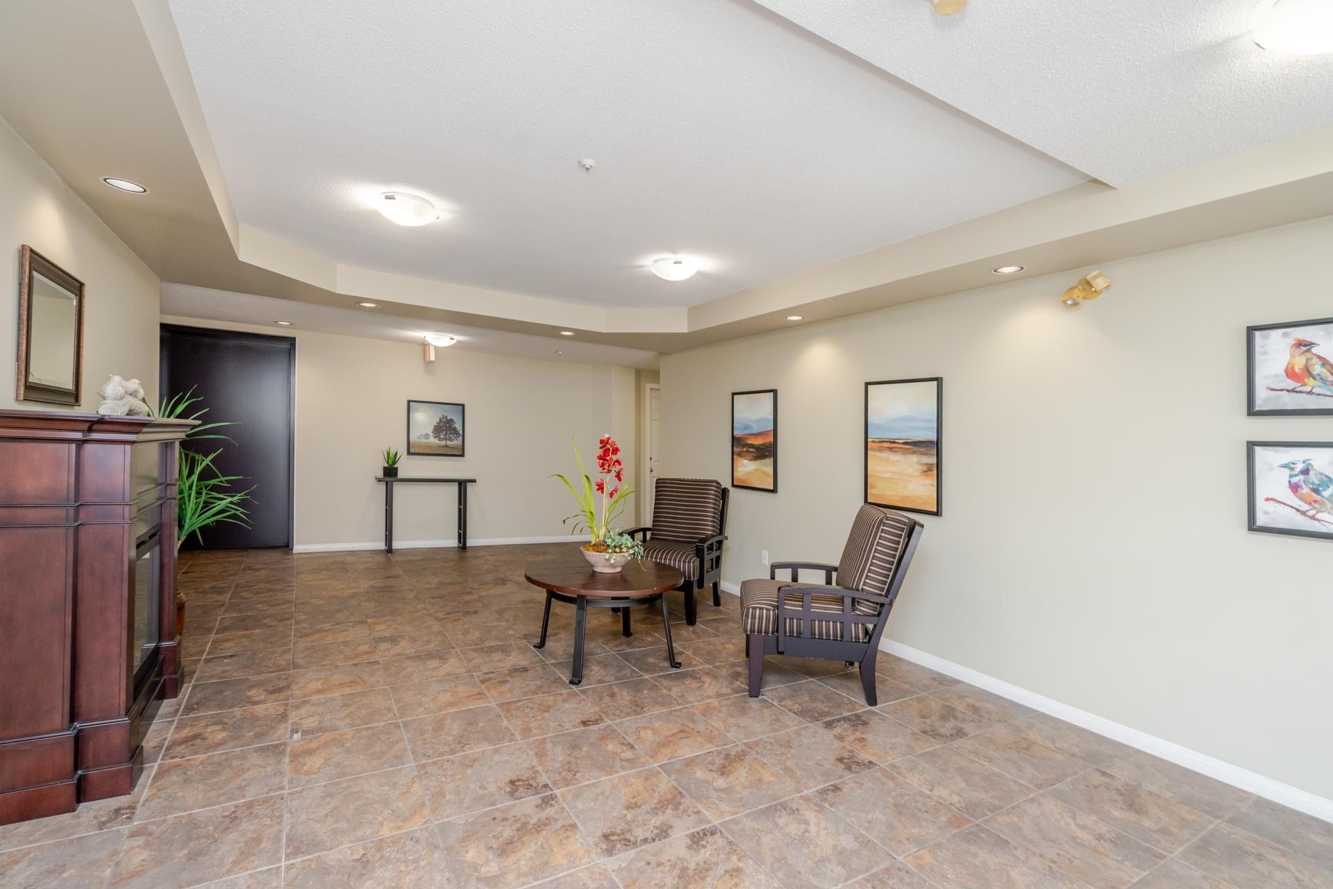 









15241


18

Avenue, 306,
Surrey,




BC
V4A 1W9

