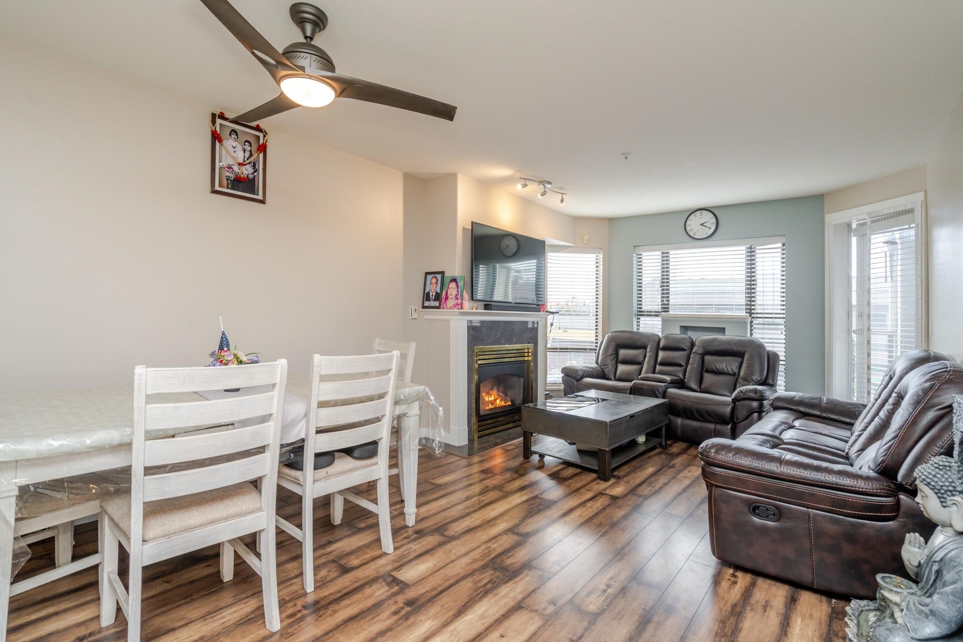









15241


18

Avenue, 306,
Surrey,




BC
V4A 1W9

