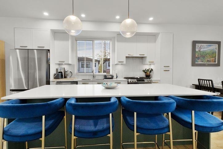 









20680


76b

Avenue, 1,
Langley,




BC
V2Y 4L2

