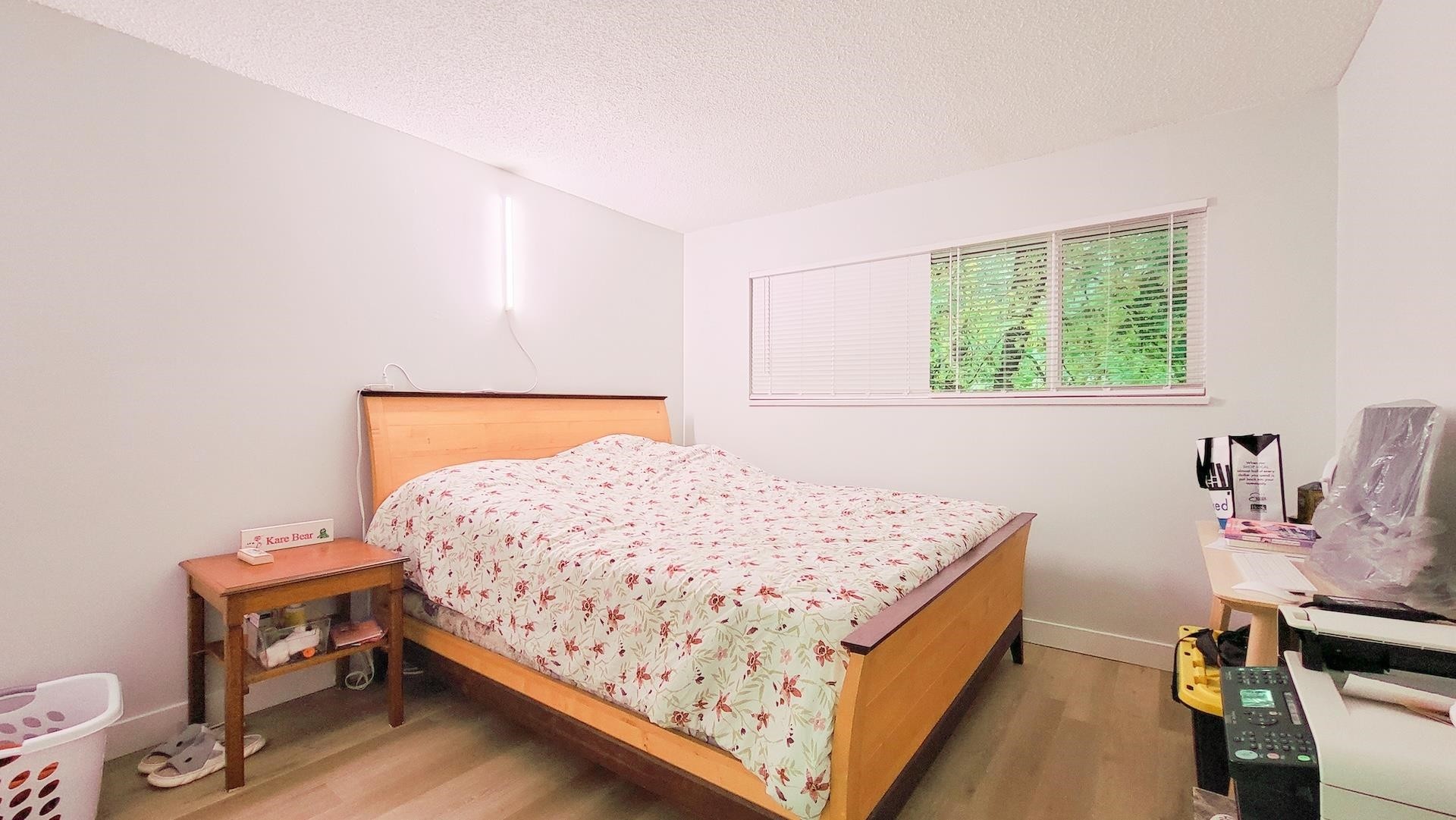 









33400


Bourquin

Place, 214,
Abbotsford,




BC
V2S 5G3

