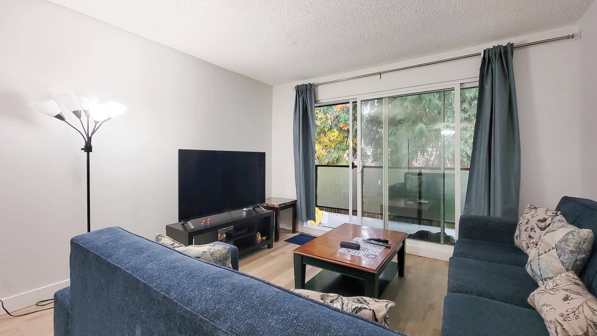 









33400


Bourquin

Place, 214,
Abbotsford,




BC
V2S 5G3

