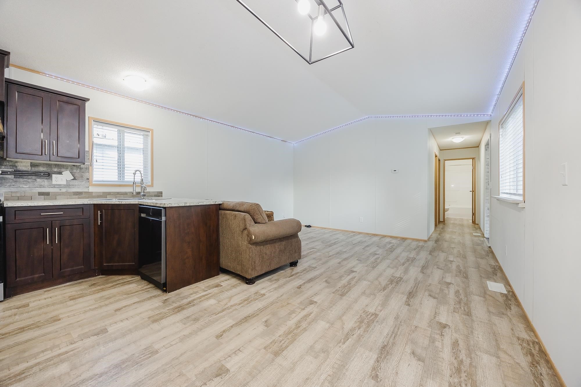 









9267


Shook

Road, 28,
Mission,




BC
V2V 5M2

