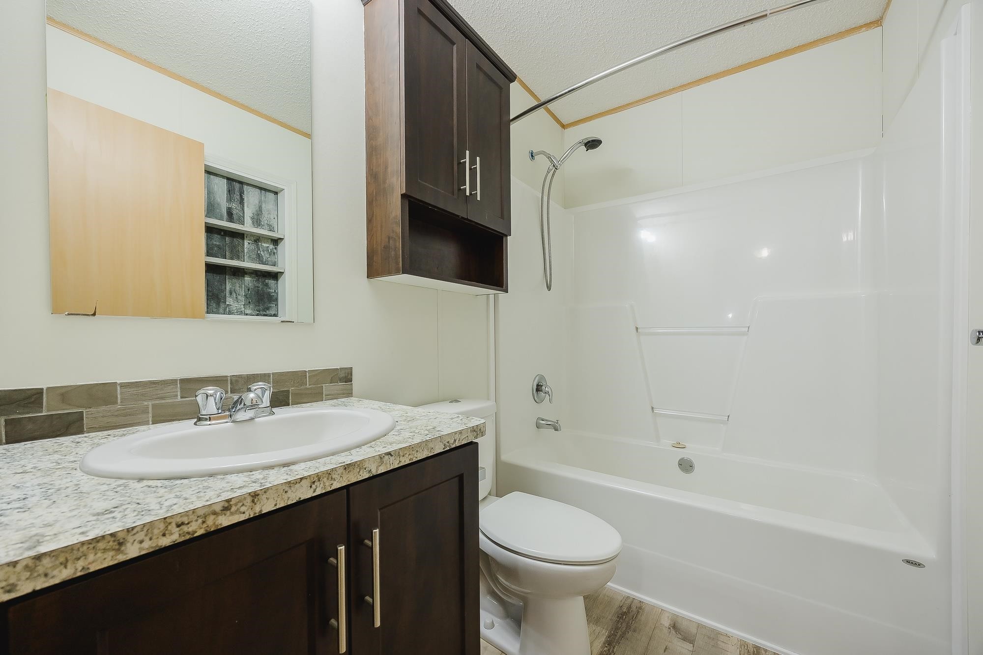 









9267


Shook

Road, 28,
Mission,




BC
V2V 5M2

