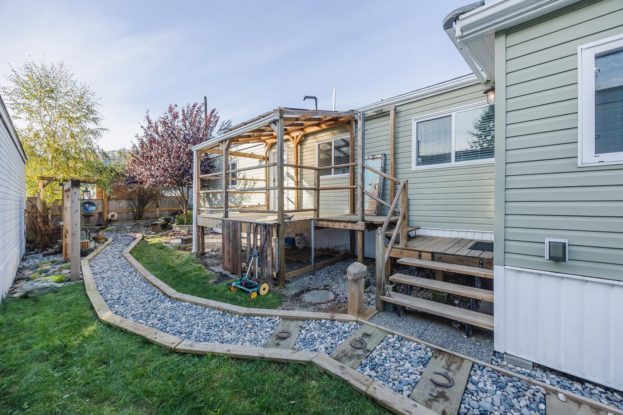 









9267


Shook

Road, 28,
Mission,




BC
V2V 5M2

