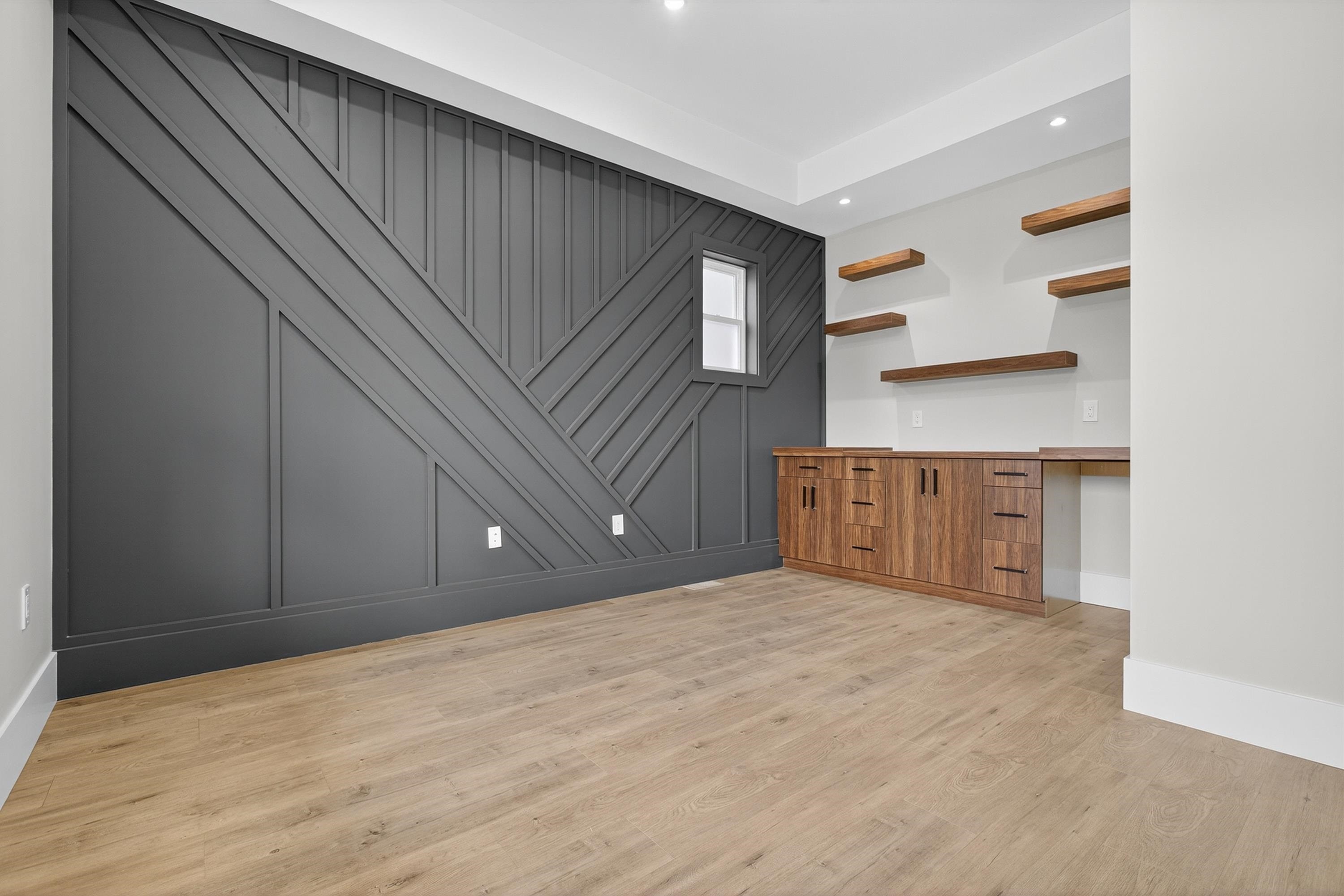 









17136


1

Avenue,
Surrey,




BC
V3Z 9R2

