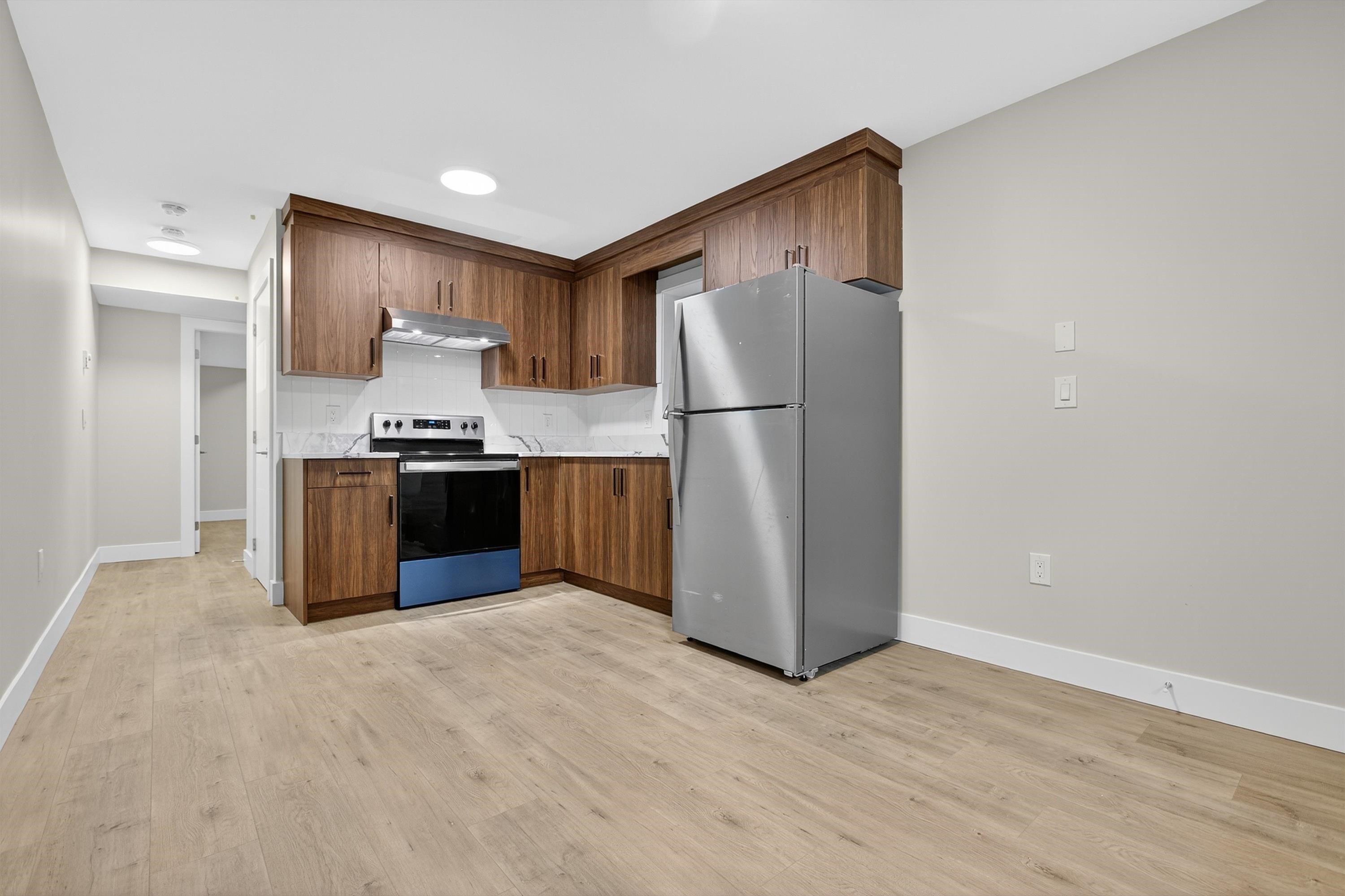 









17136


1

Avenue,
Surrey,




BC
V3Z 9R2

