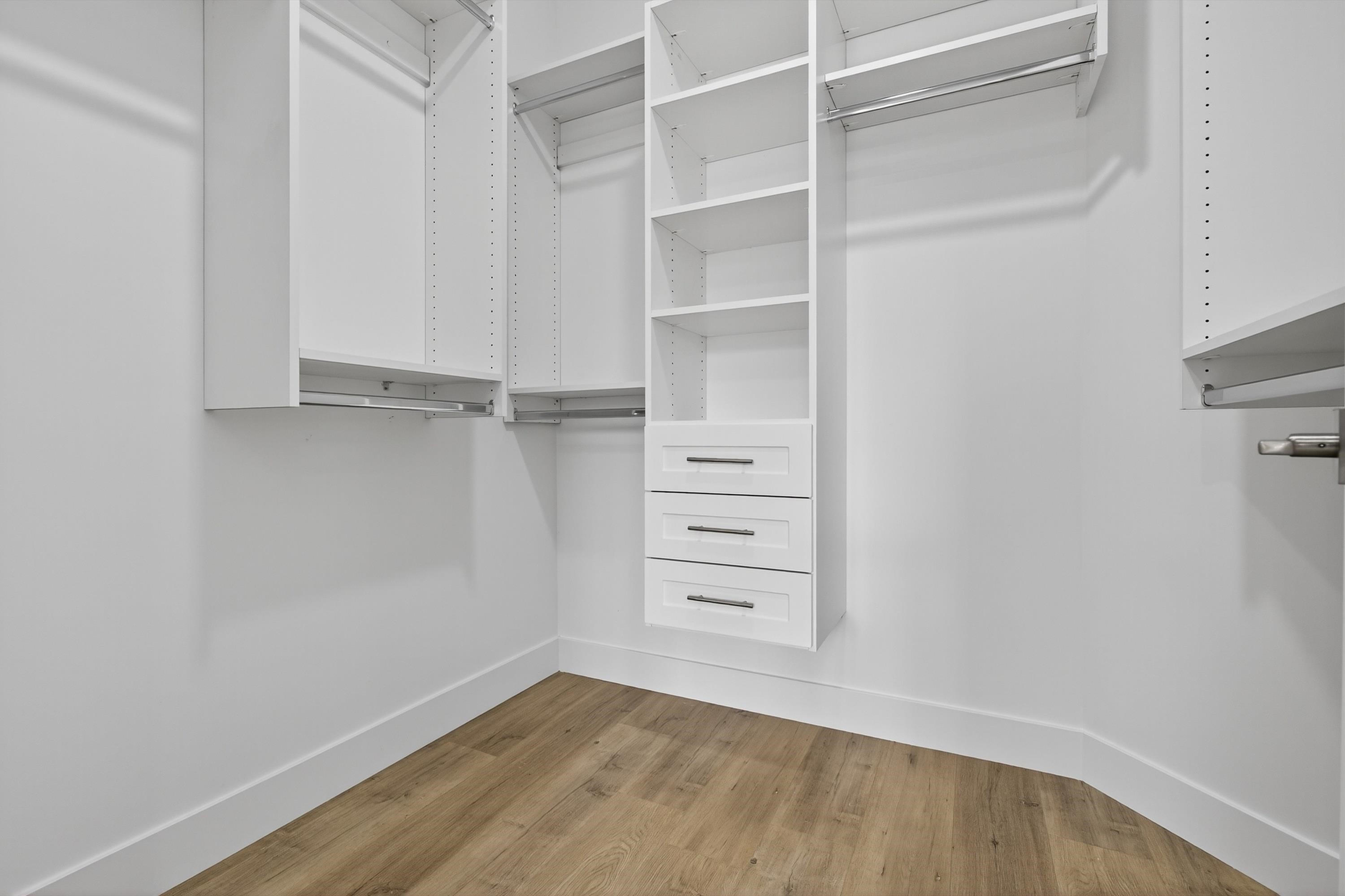 









17136


1

Avenue,
Surrey,




BC
V3Z 9R2

