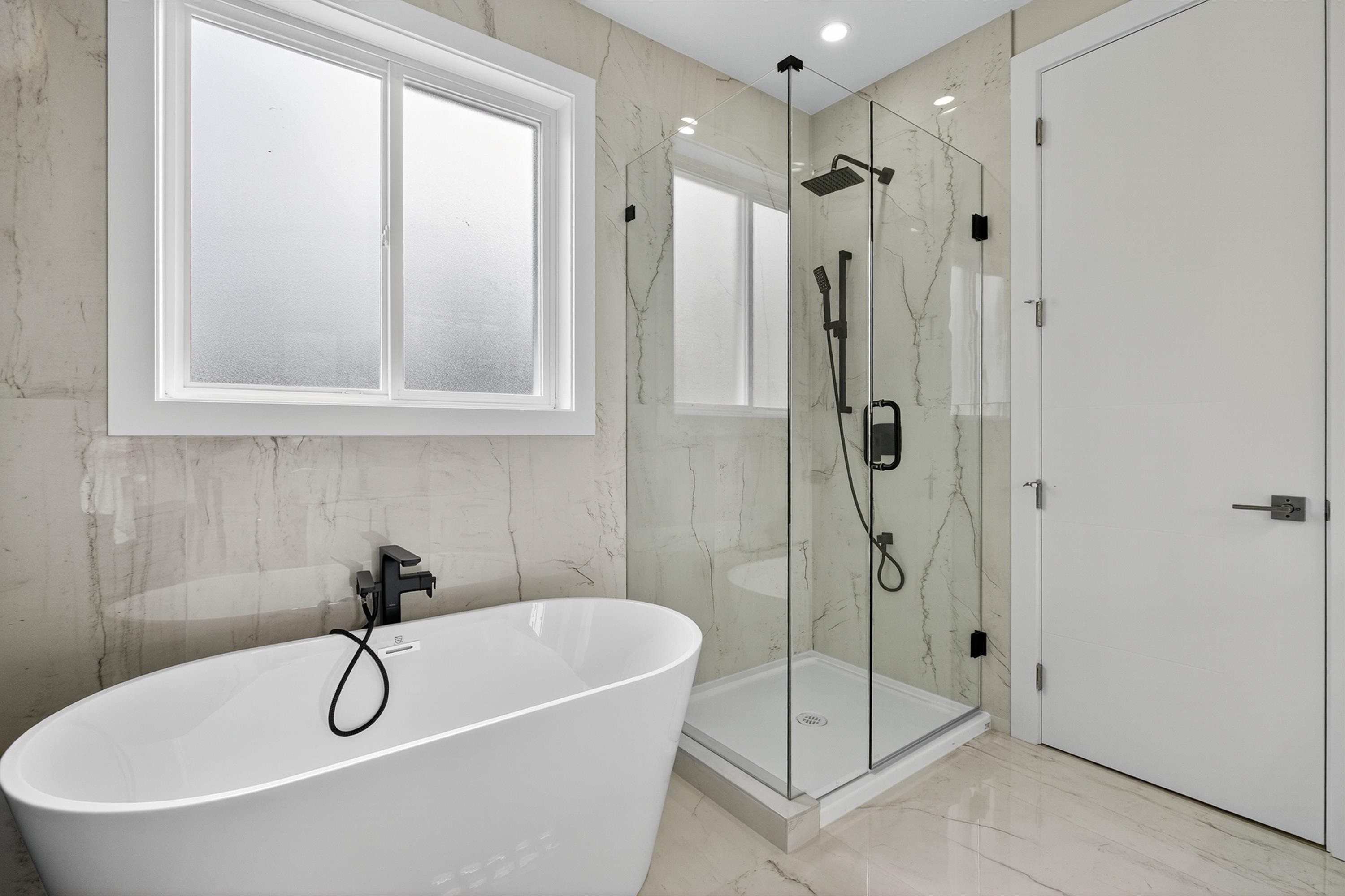 









17136


1

Avenue,
Surrey,




BC
V3Z 9R2

