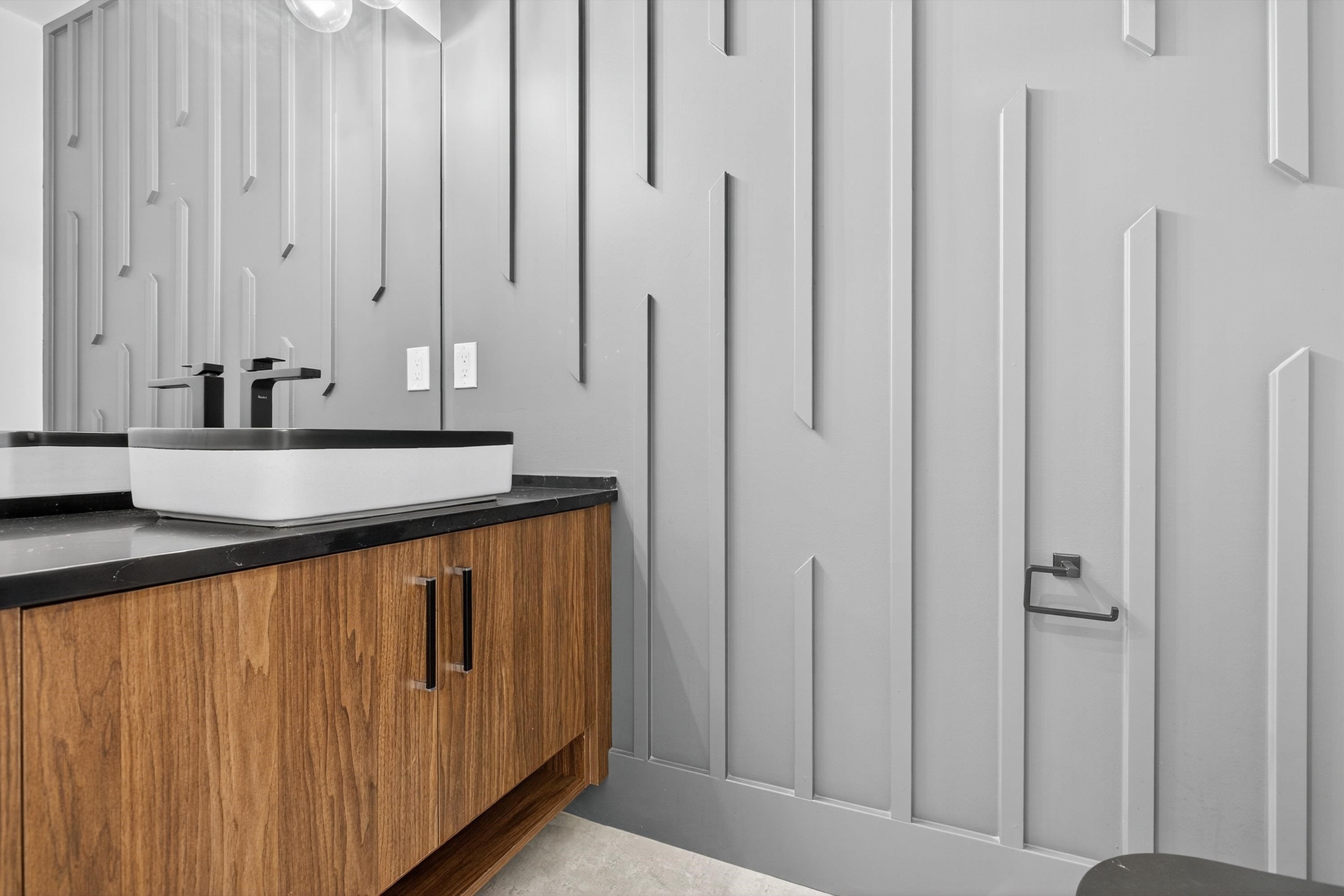 









17136


1

Avenue,
Surrey,




BC
V3Z 9R2

