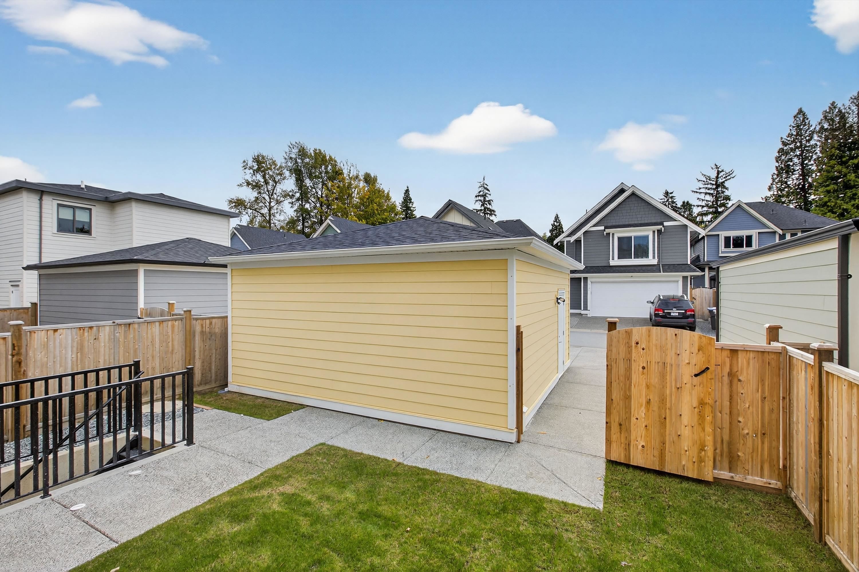 









17136


1

Avenue,
Surrey,




BC
V3Z 9R2

