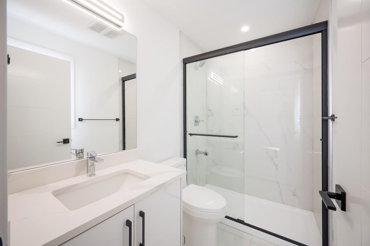 









2715


201

Street,
Langley,




BC
V2Z 0B6

