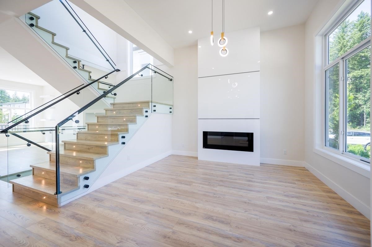 









2715


201

Street,
Langley,




BC
V2Z 0B6

