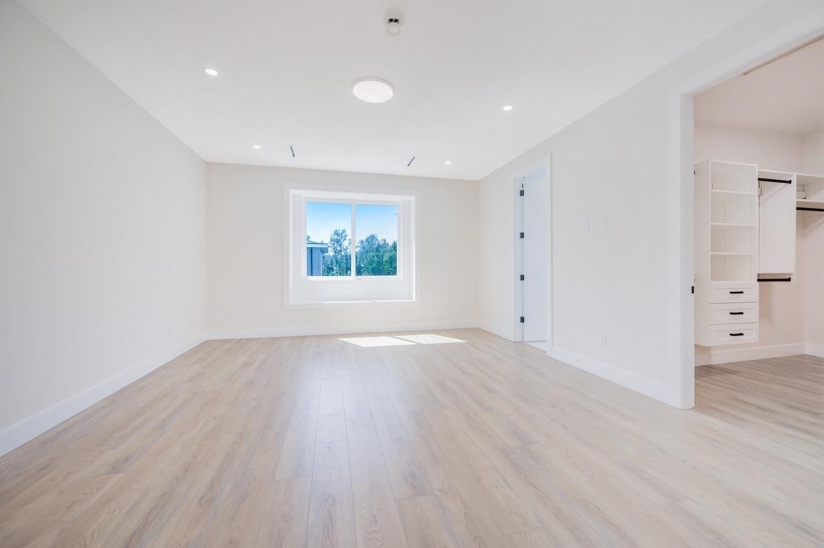 









2715


201

Street,
Langley,




BC
V2Z 0B6

