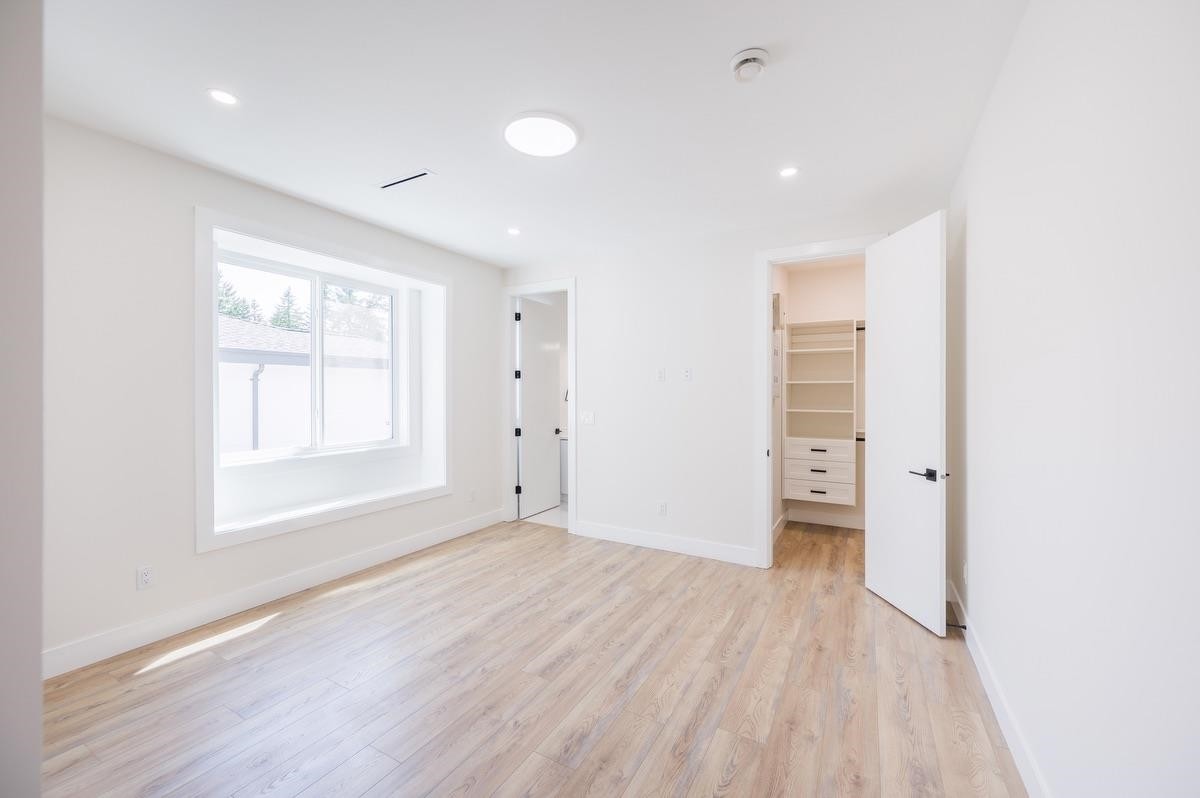 









2715


201

Street,
Langley,




BC
V2Z 0B6

