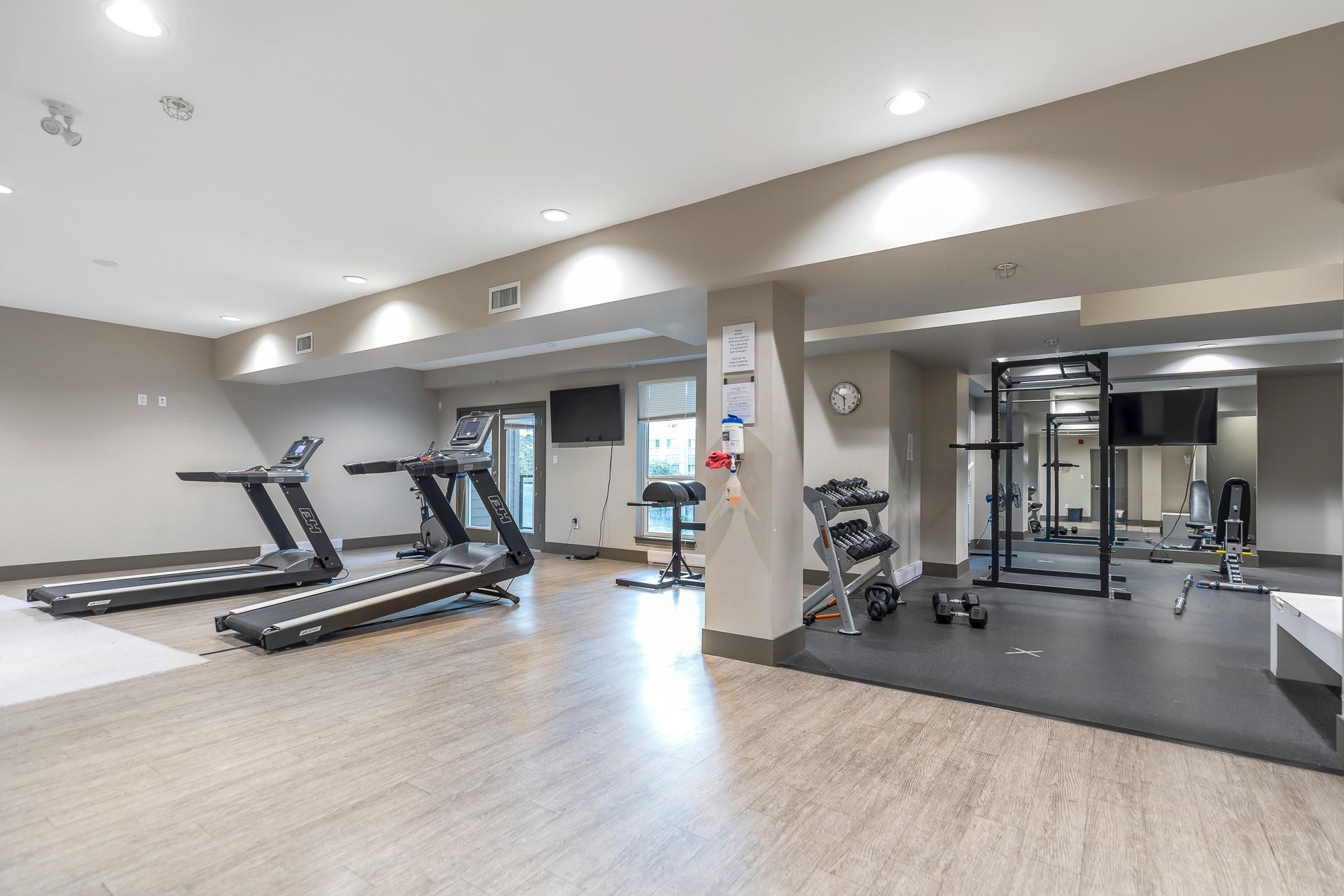 









13768


108

Avenue, 221,
Surrey,




BC
V3T 0L9

