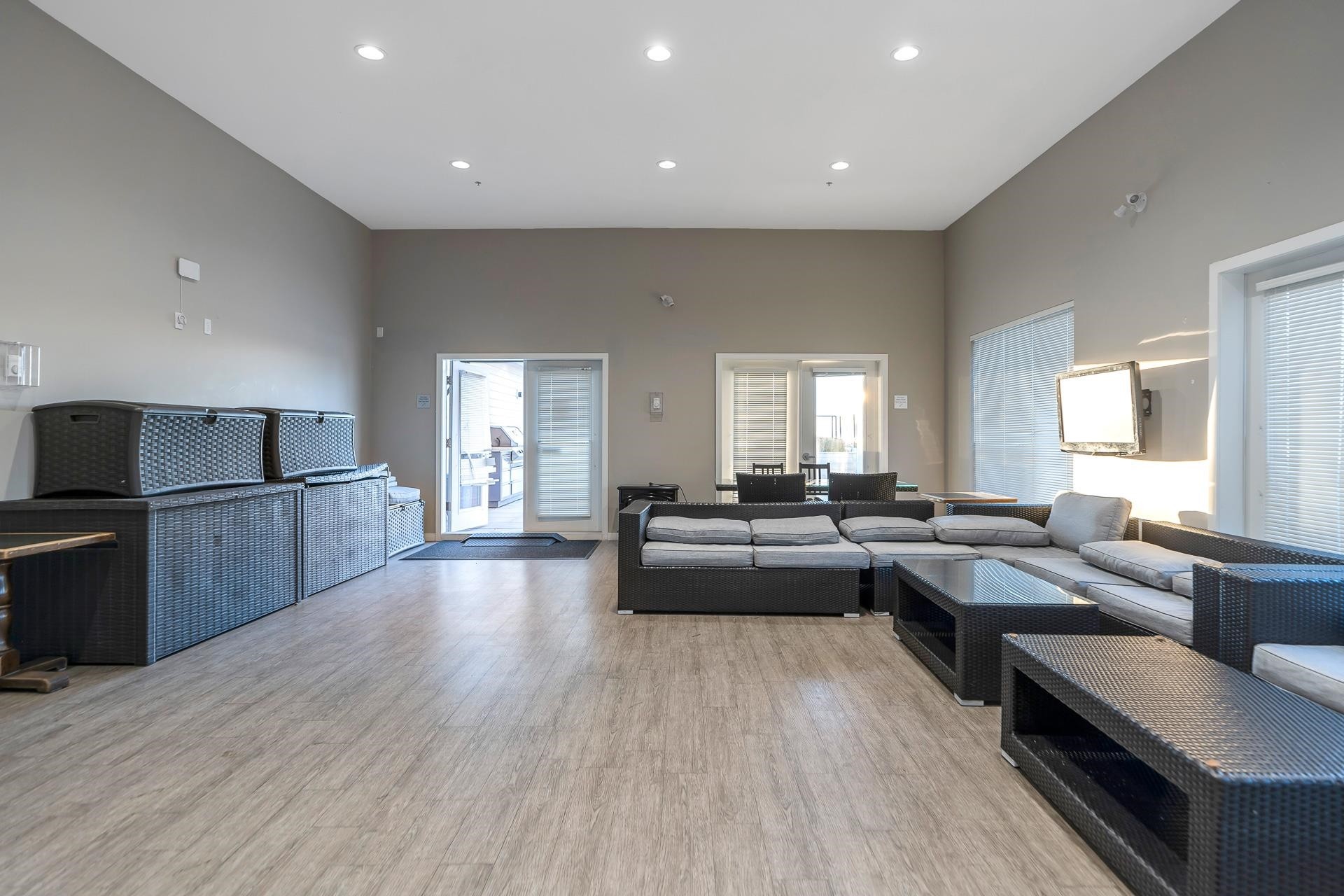 









13768


108

Avenue, 221,
Surrey,




BC
V3T 0L9

