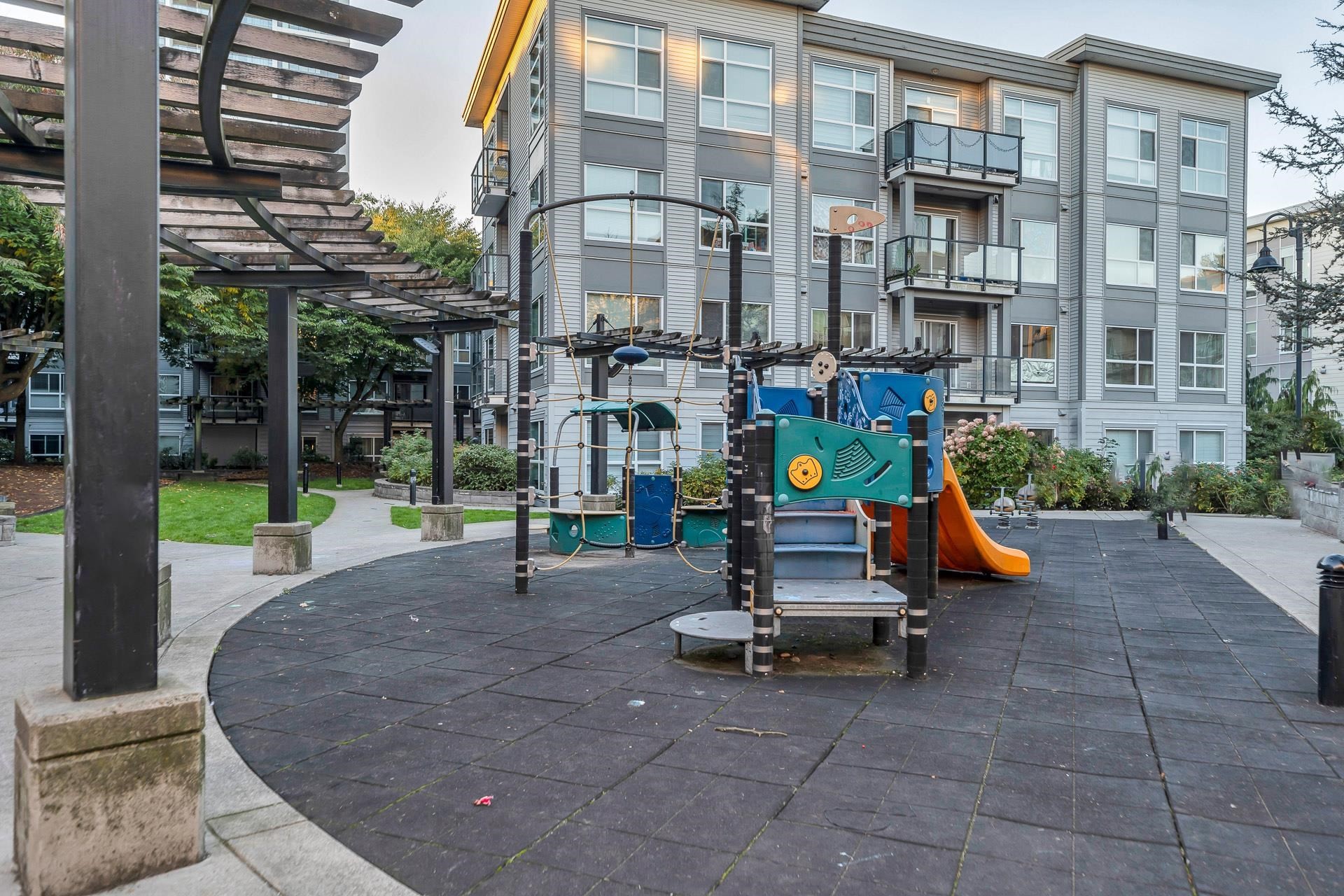 









13768


108

Avenue, 221,
Surrey,




BC
V3T 0L9

