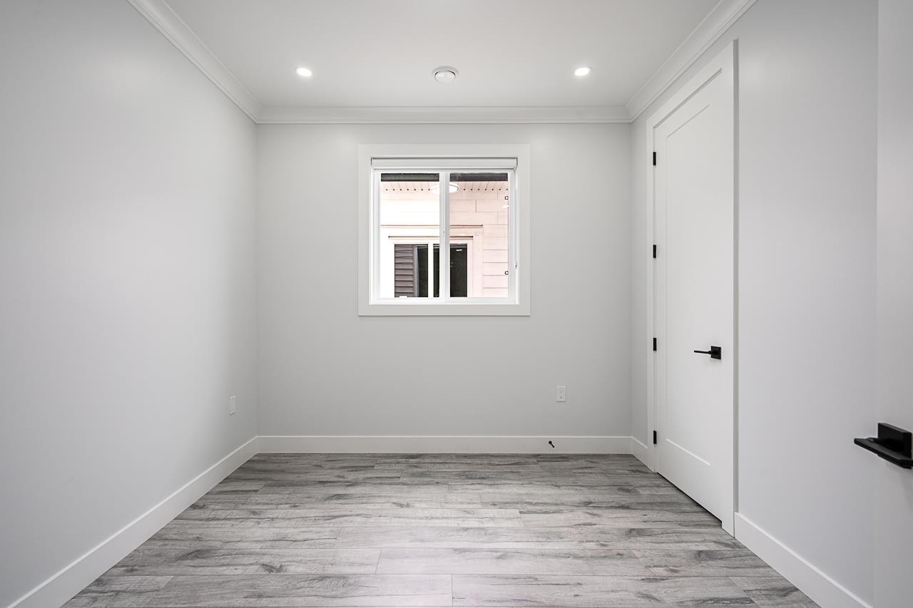 









7518


205a

Street,
Langley,




BC
V2Y 1V5

