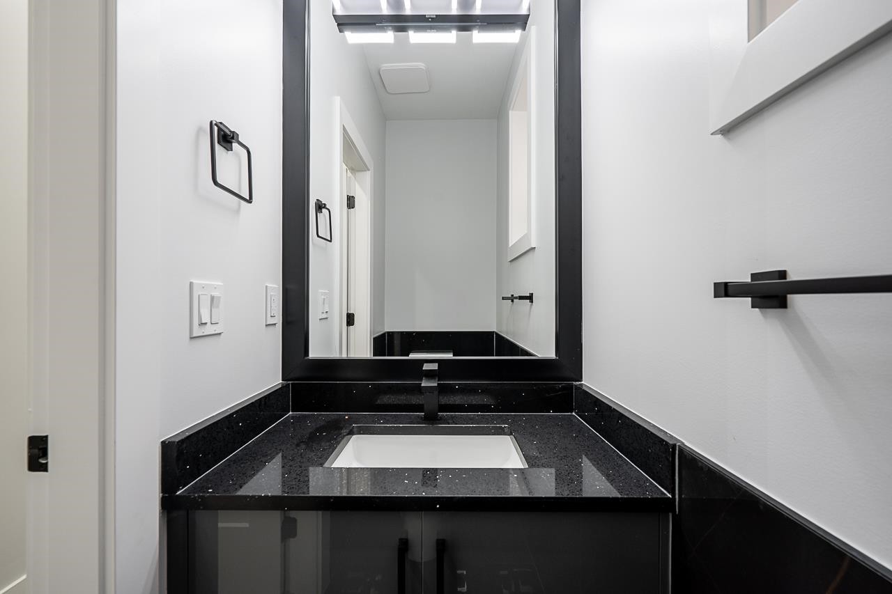 









7518


205a

Street,
Langley,




BC
V2Y 1V5

