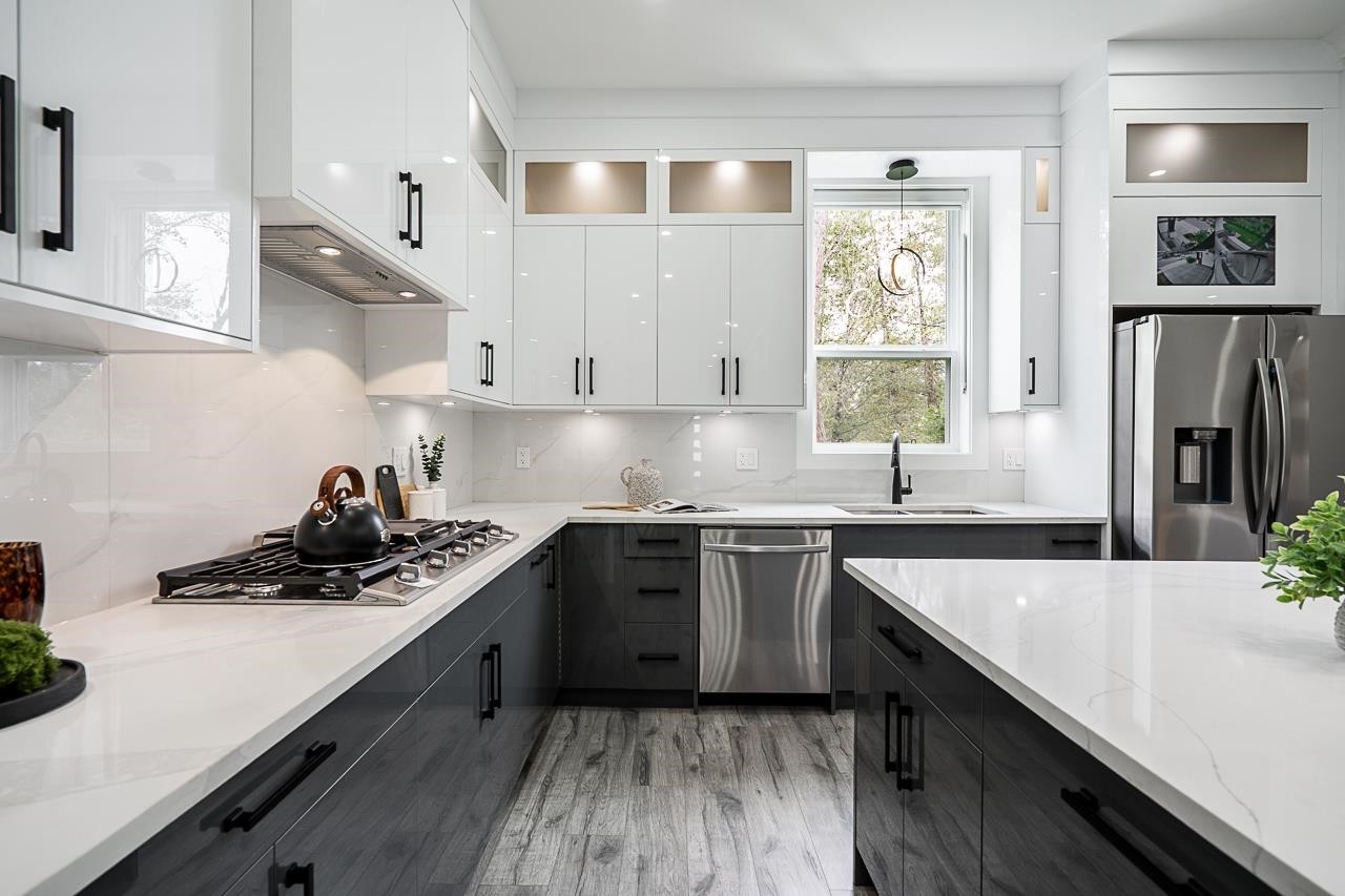 









7518


205a

Street,
Langley,




BC
V2Y 1V5

