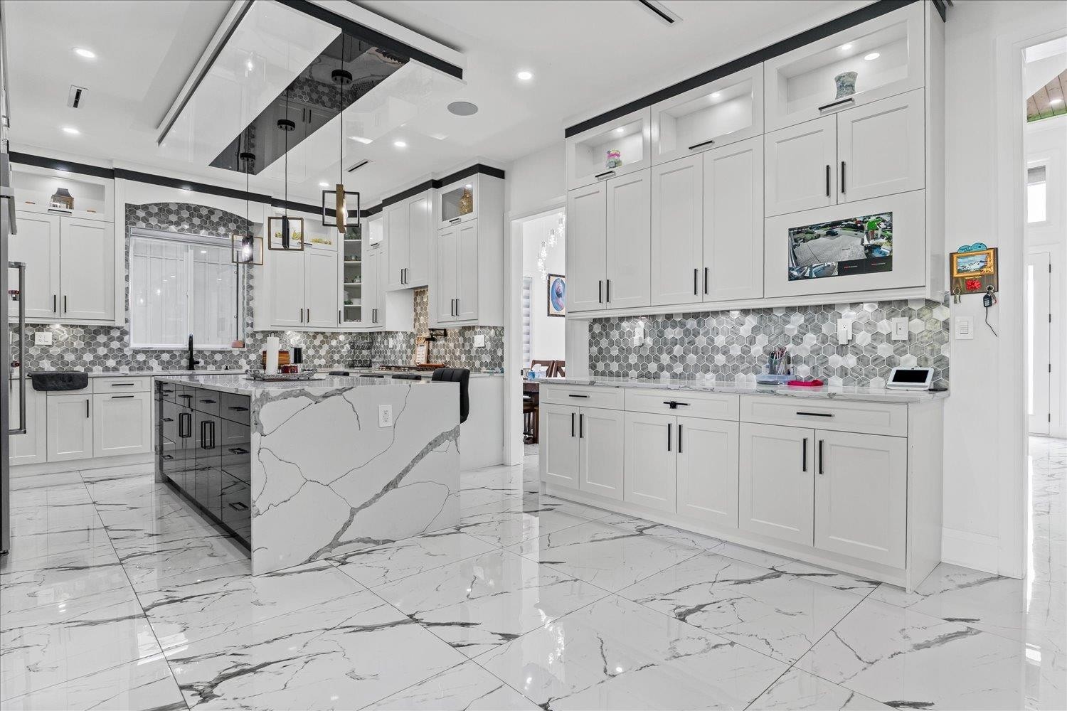 









32597


Willingdon

Crescent,
Abbotsford,




BC
V2T 1S1

