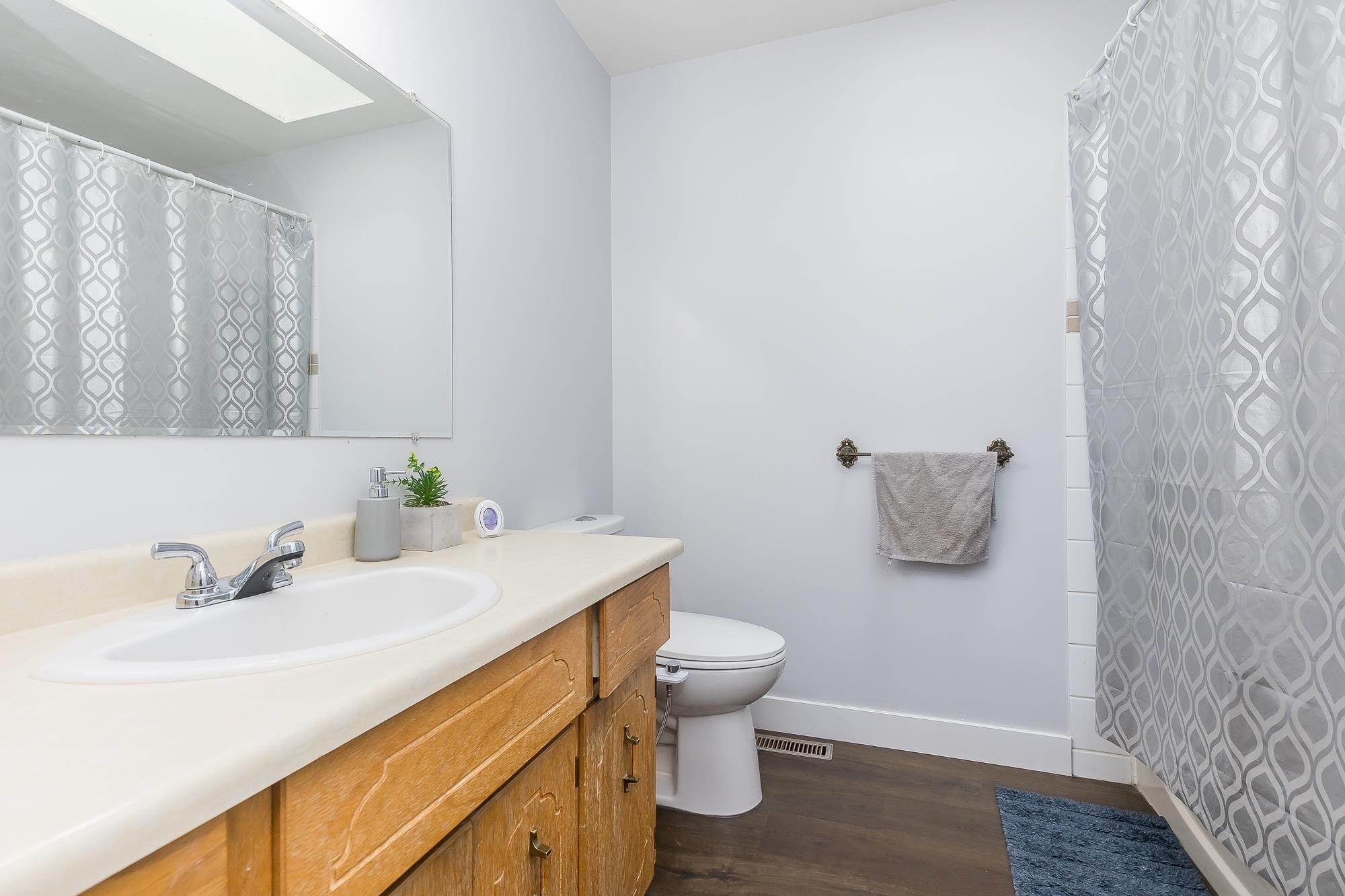 









31129


Gardner

Avenue,
Abbotsford,




BC
V2T 5E1

