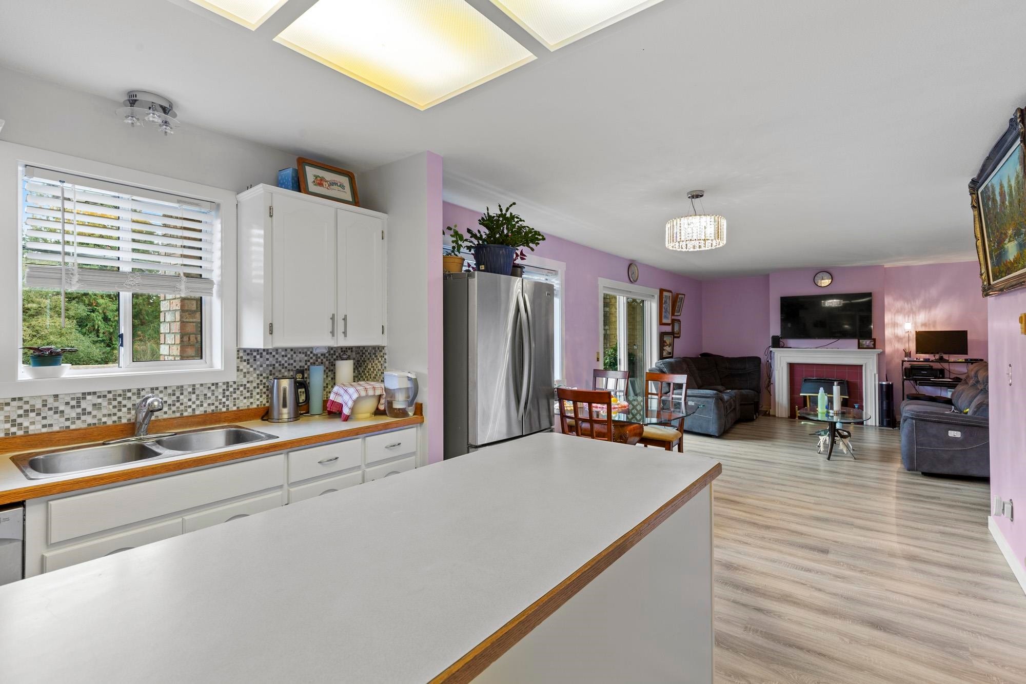 









32821


6

Avenue, 11,
Mission,




BC
V2V 6L1

