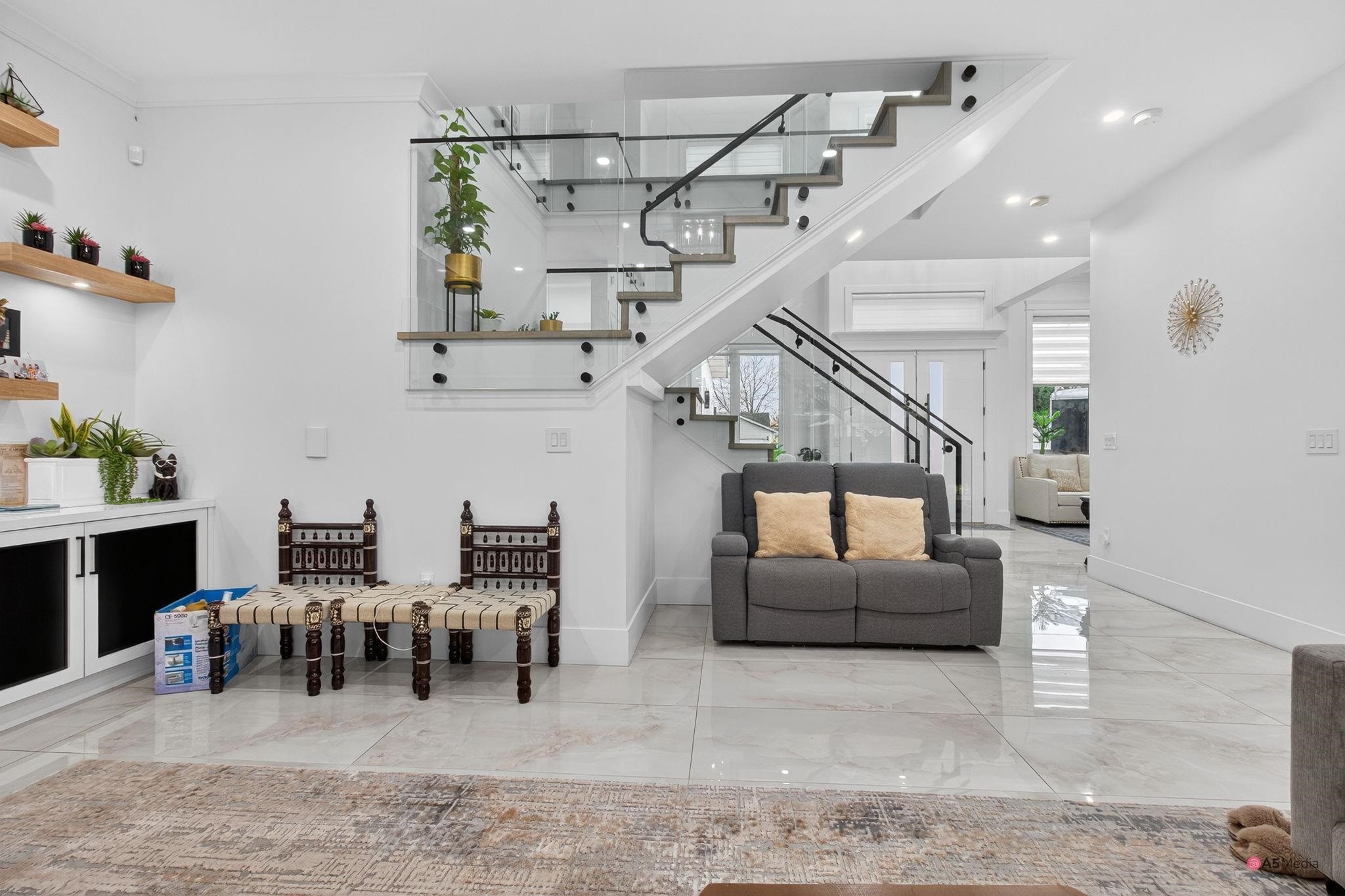 









17925


56a

Avenue,
Surrey,




BC
V3S 5H4

