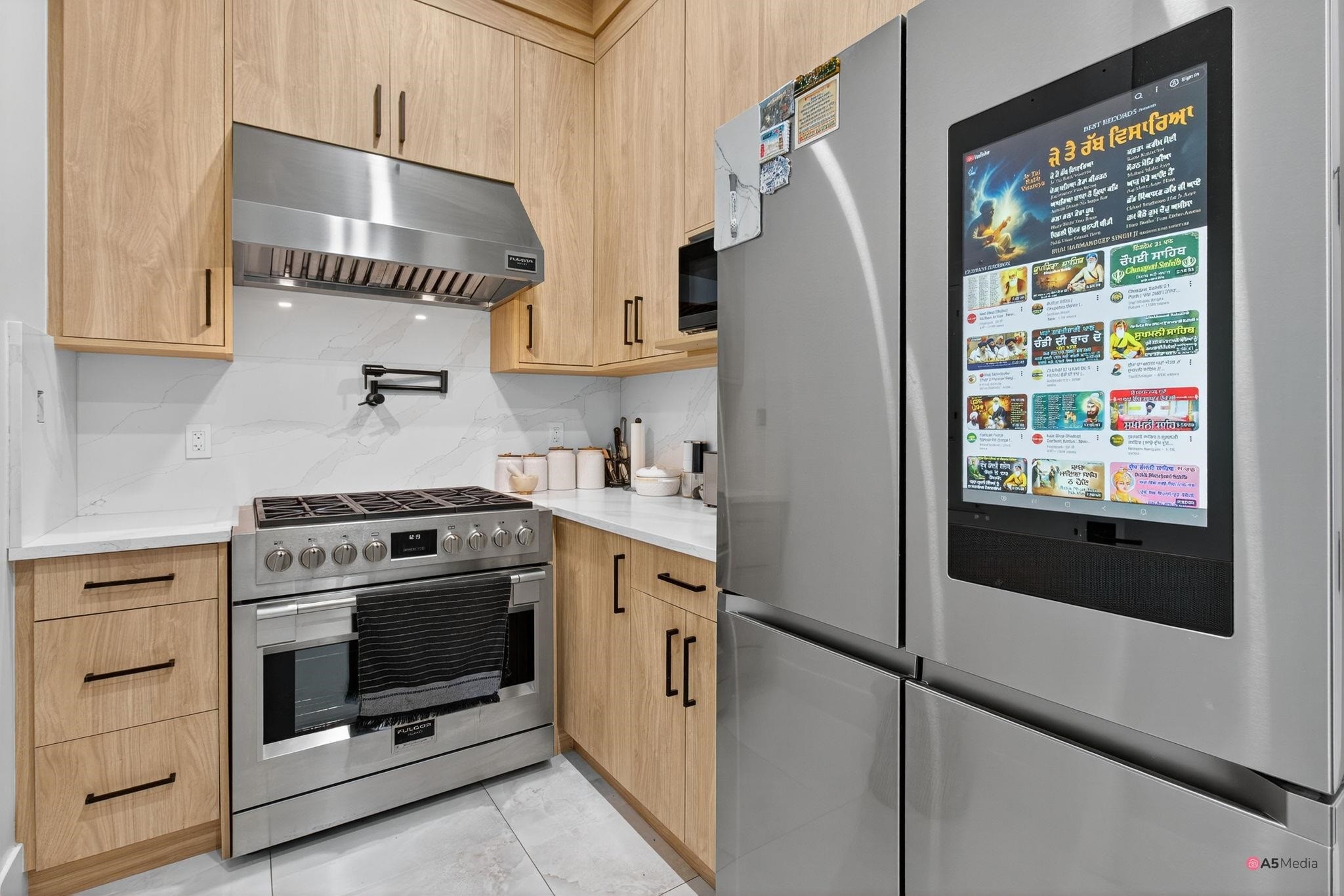 









17925


56a

Avenue,
Surrey,




BC
V3S 5H4

