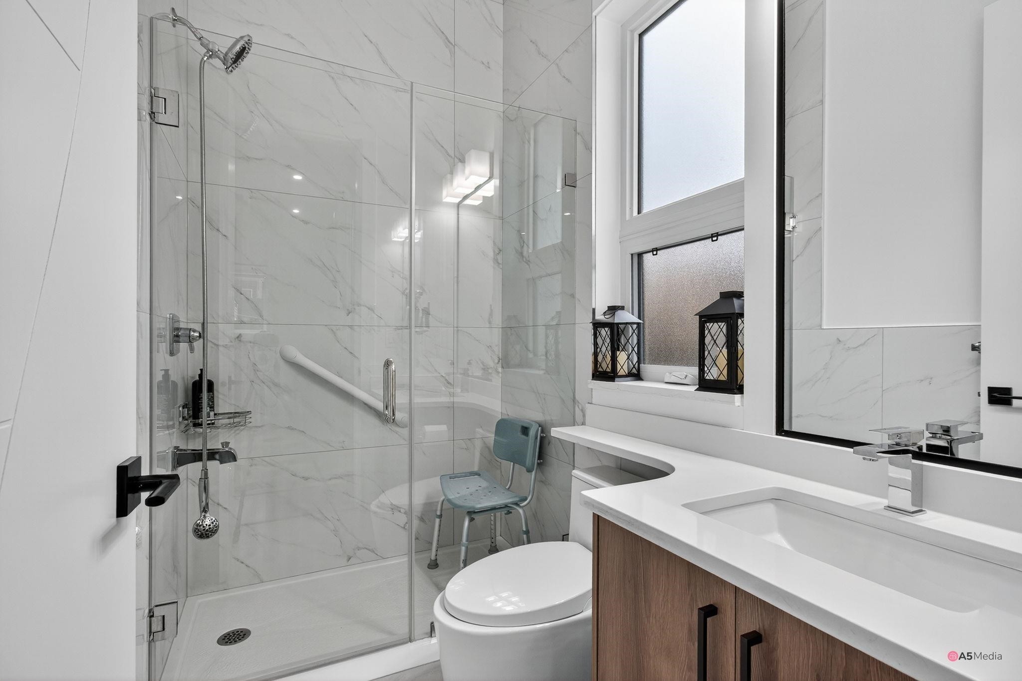 









17925


56a

Avenue,
Surrey,




BC
V3S 5H4

