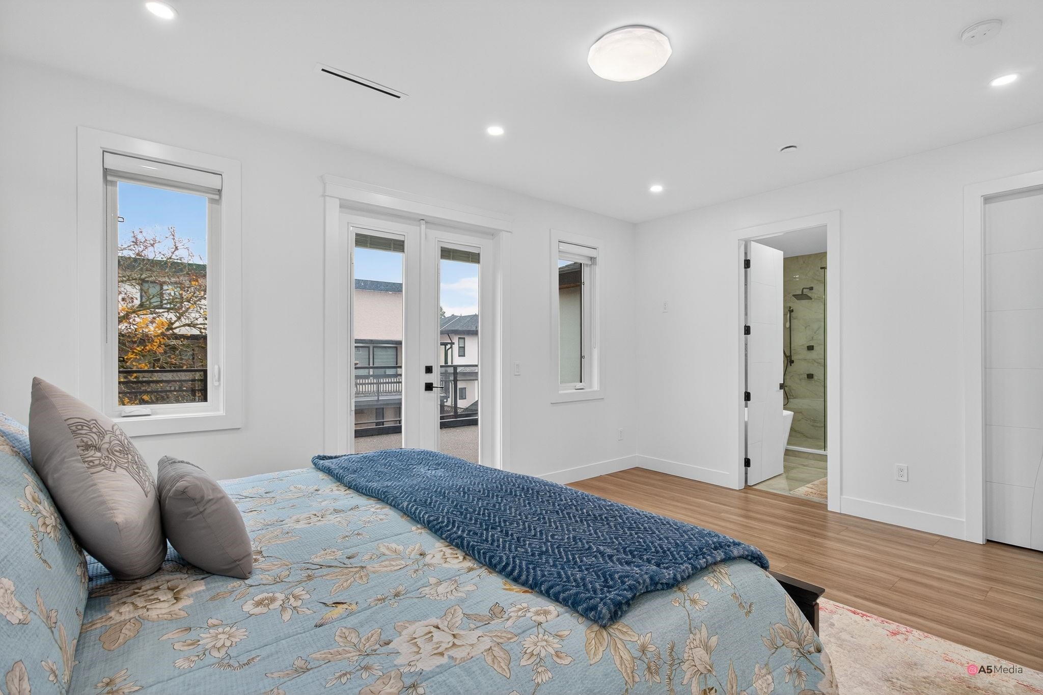 









17925


56a

Avenue,
Surrey,




BC
V3S 5H4

