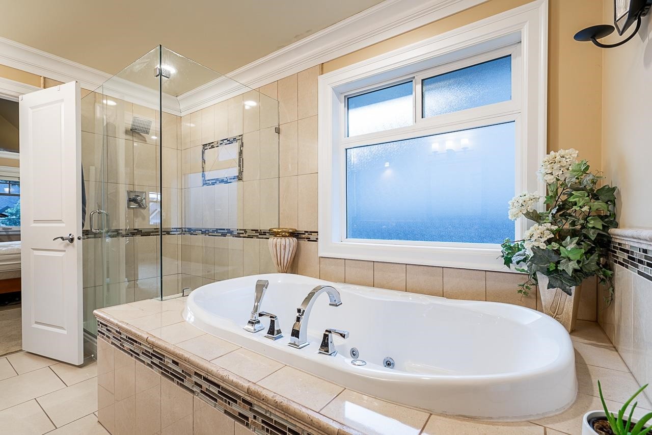 









5866


126

Street,
Surrey,




BC
V3X 1V8

