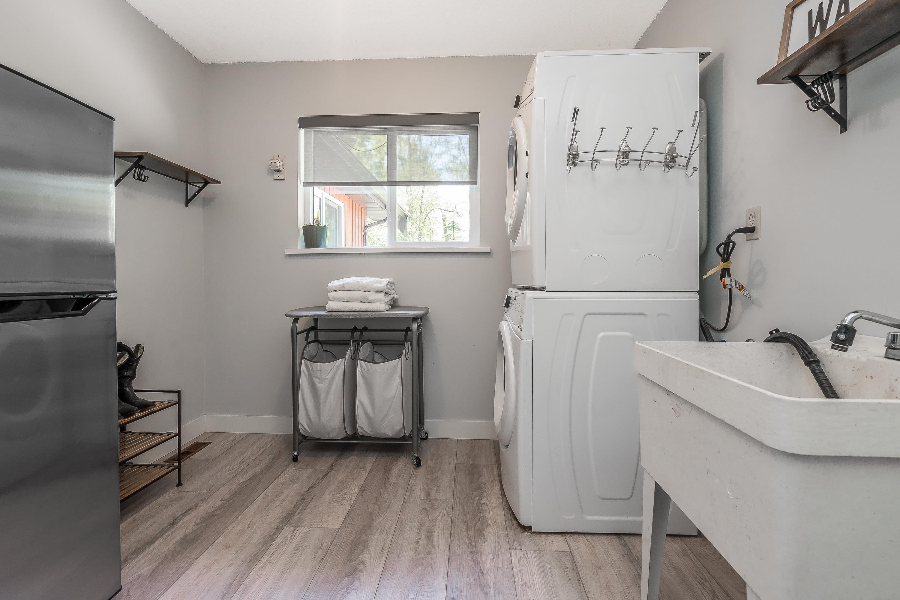 









4567


Saddlehorn

Crescent,
Langley,




BC
V2Z 1J7

