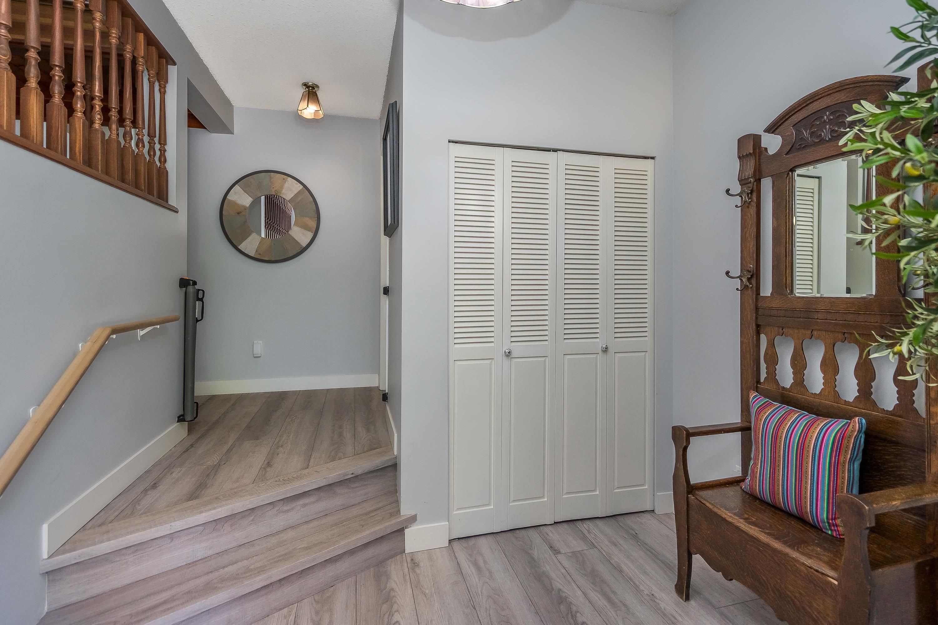 









4567


Saddlehorn

Crescent,
Langley,




BC
V2Z 1J7

