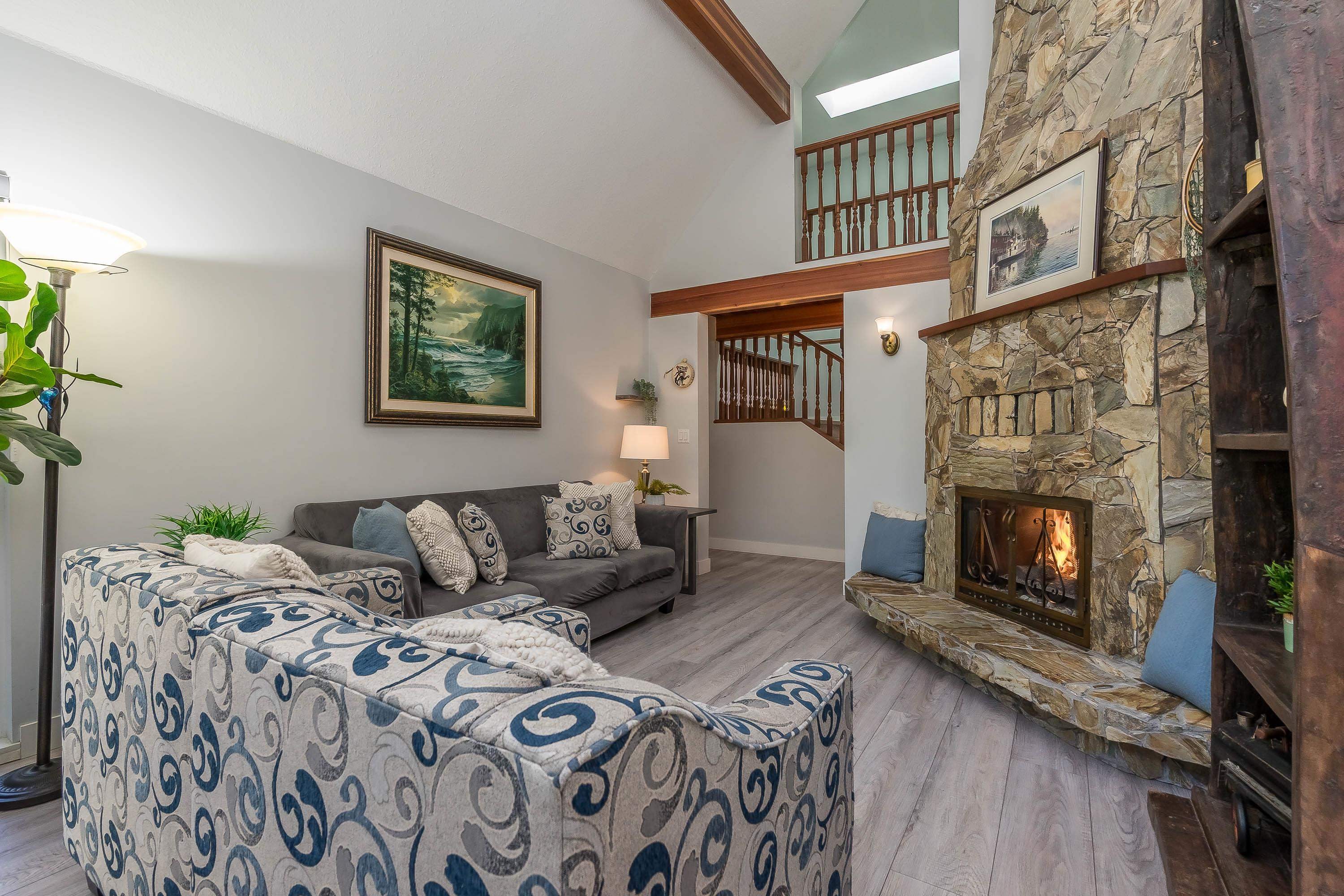 









4567


Saddlehorn

Crescent,
Langley,




BC
V2Z 1J7

