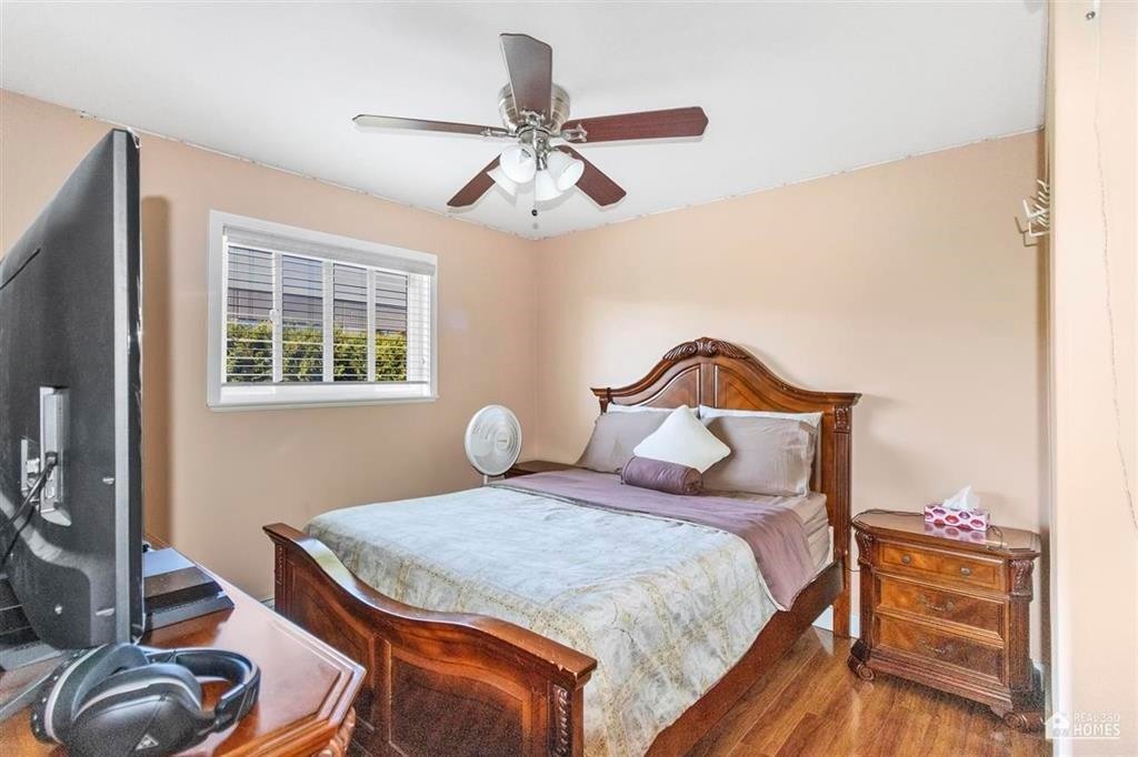 









13107


74

Avenue,
Surrey,




BC
V3W 1C3

