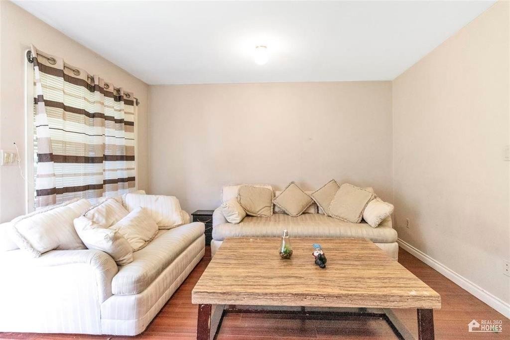 









13107


74

Avenue,
Surrey,




BC
V3W 1C3

