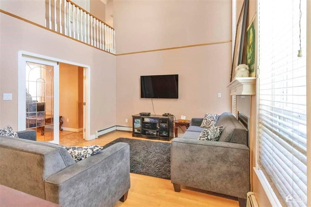 









13107


74

Avenue,
Surrey,




BC
V3W 1C3

