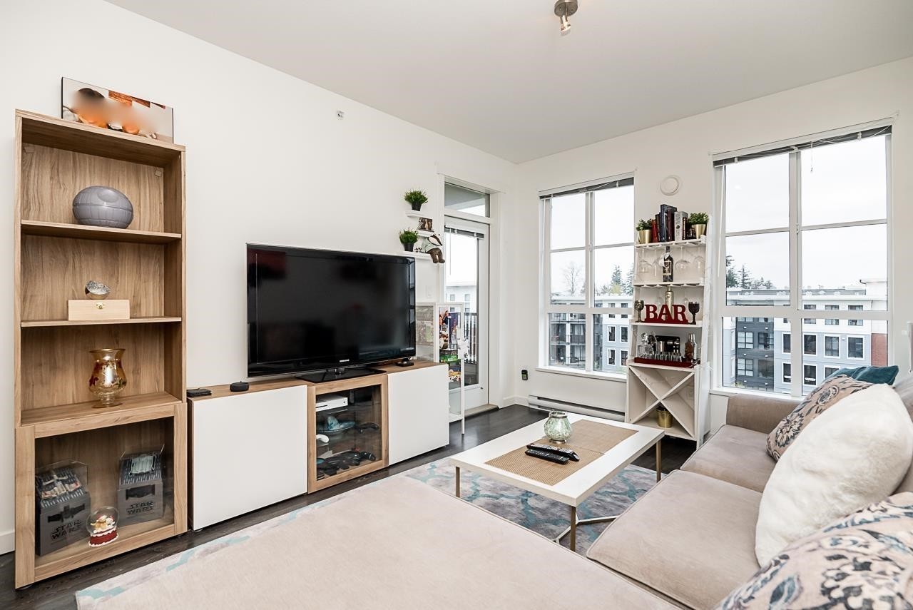 









15137


33

Avenue, 401,
Surrey,




BC
V3Z 0Y1

