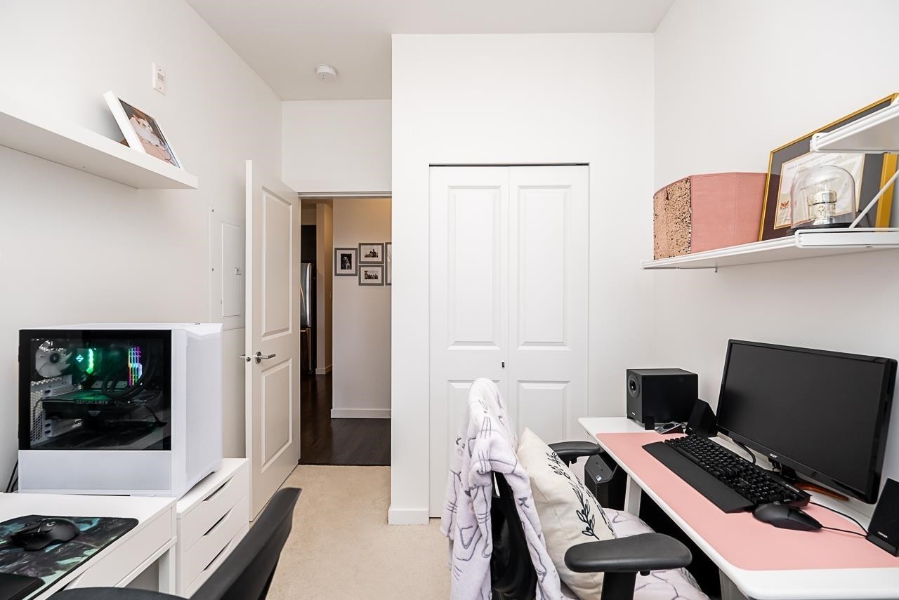 









15137


33

Avenue, 401,
Surrey,




BC
V3Z 0Y1

